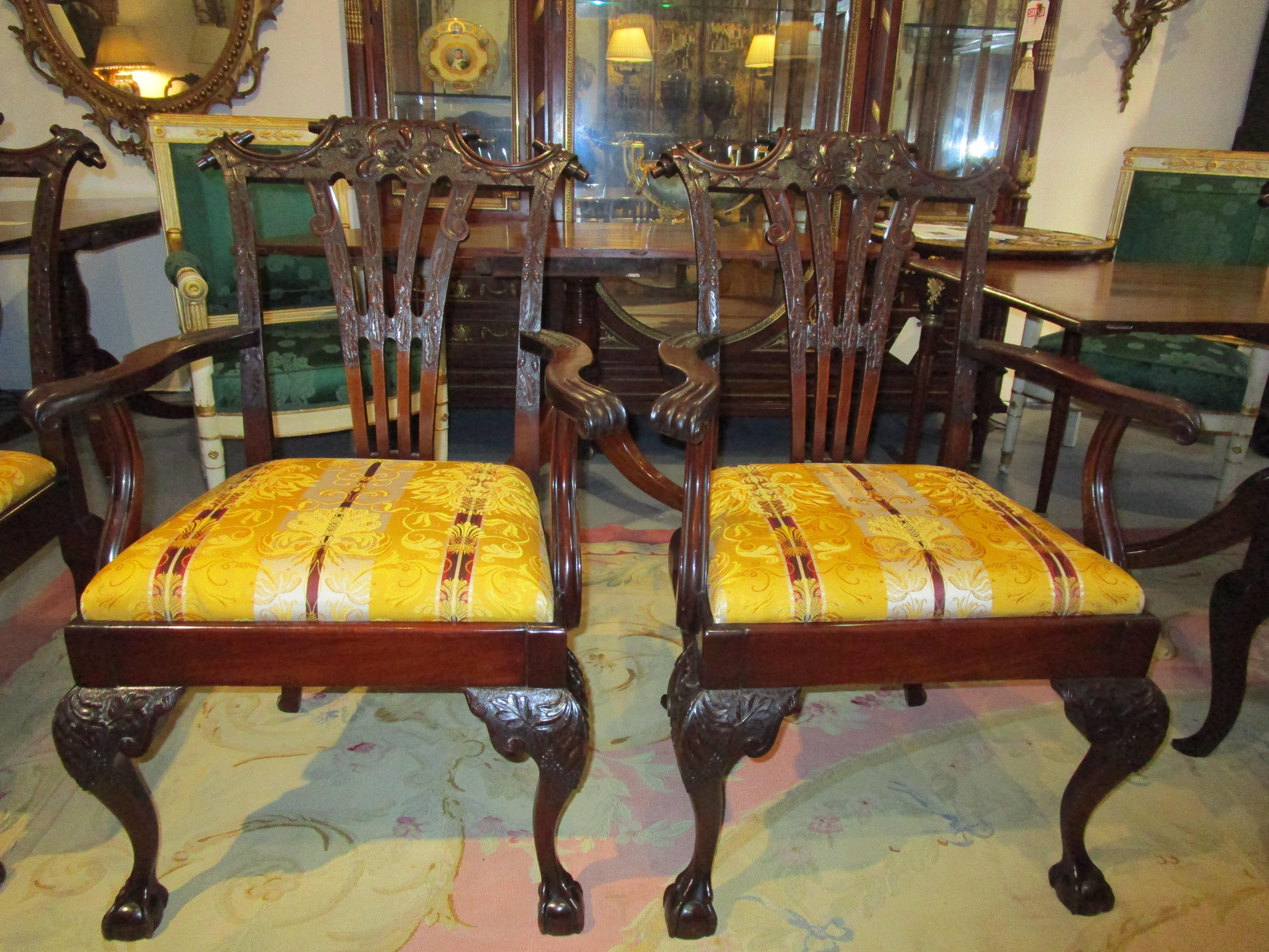 Fine Set of Important 12 19th Century English Chippendale Mahogany Dining Chairs For Sale 4