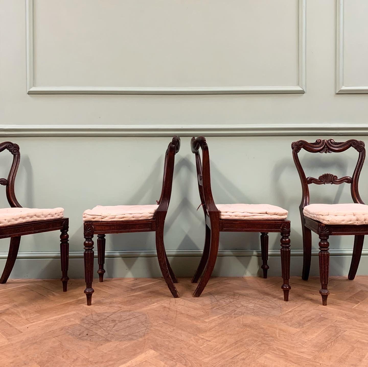 A Fine Set of Ten George IV Dining Chairs, attributed to Gillows In Good Condition For Sale In London, GB