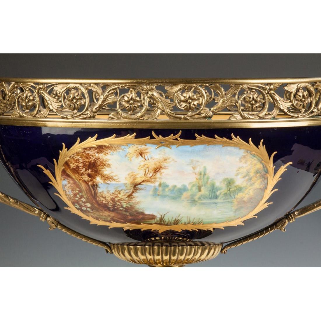 Gilt Fine Sèvres Cobalt-Blue Ormolu-Mounted Porcelain Centerpiece For Sale