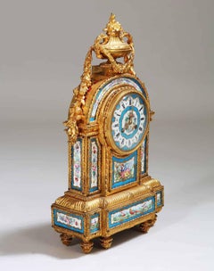 Fine orologio da tavolo in porcellana di Sevres con celeste e ormolu