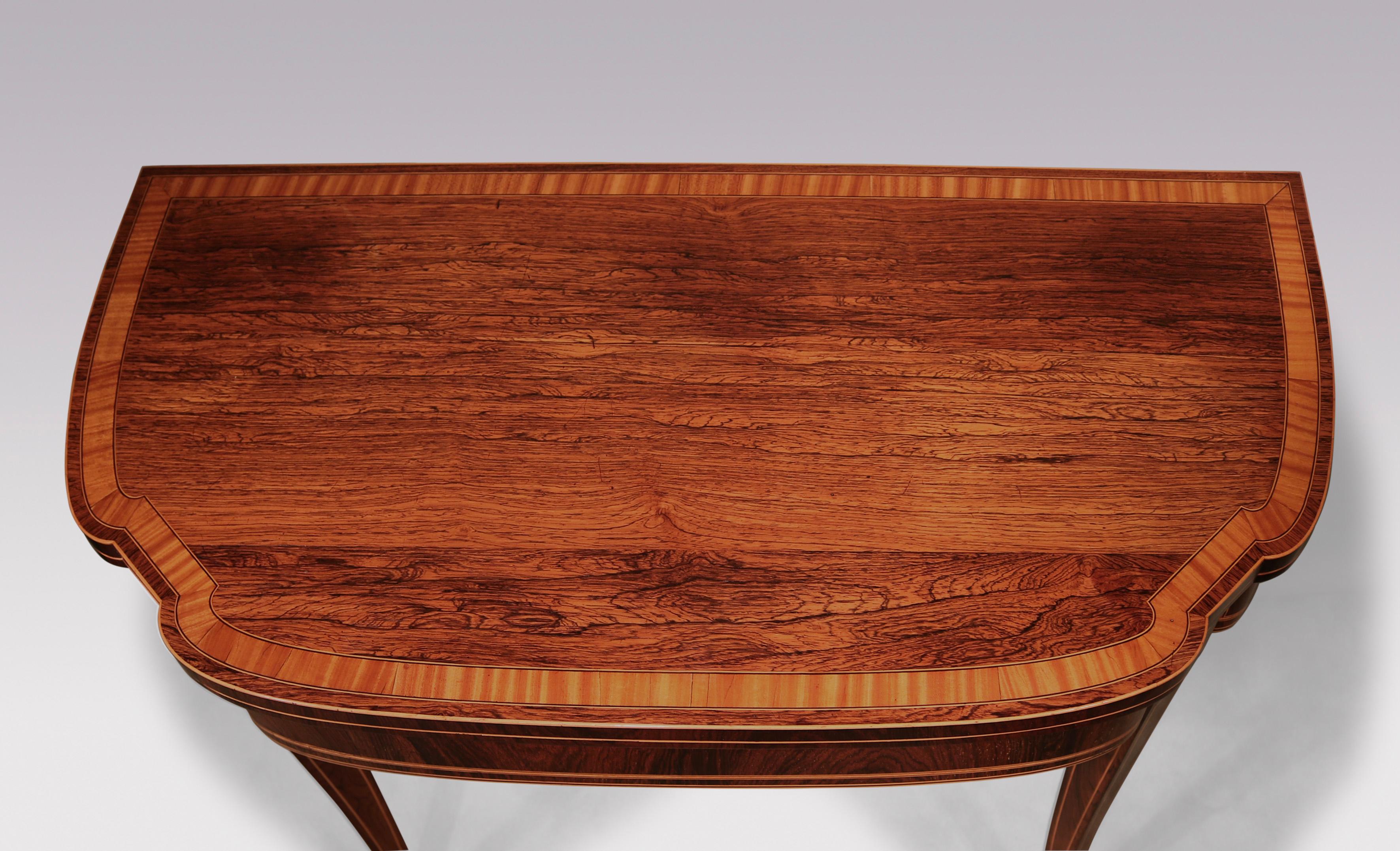 A fine Sheraton period rosewood card table In Good Condition For Sale In London, GB