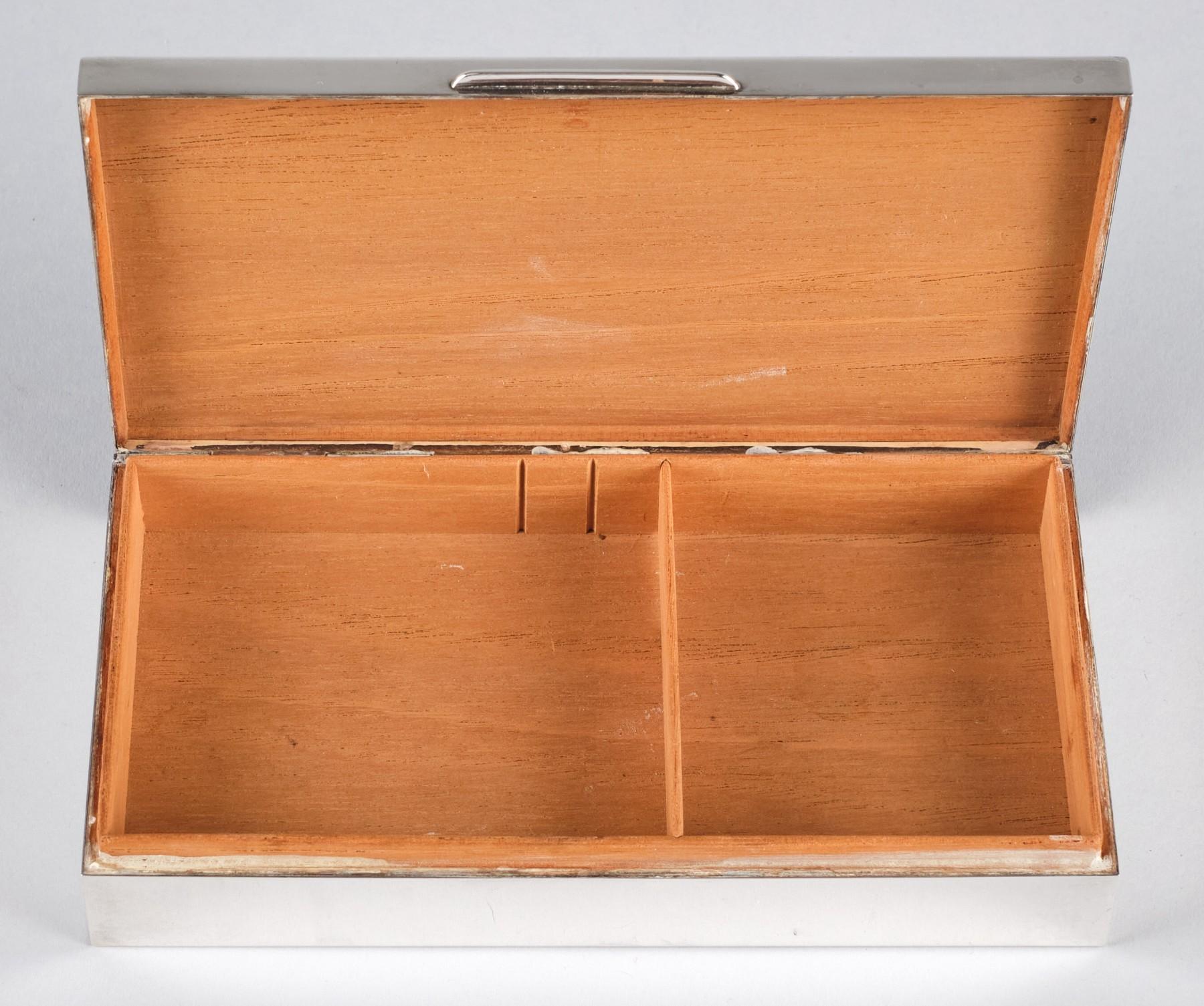 20th Century A Fine Sterling Silver Table-Top Cigarette / Cigar Box by Birks, Dated 1963