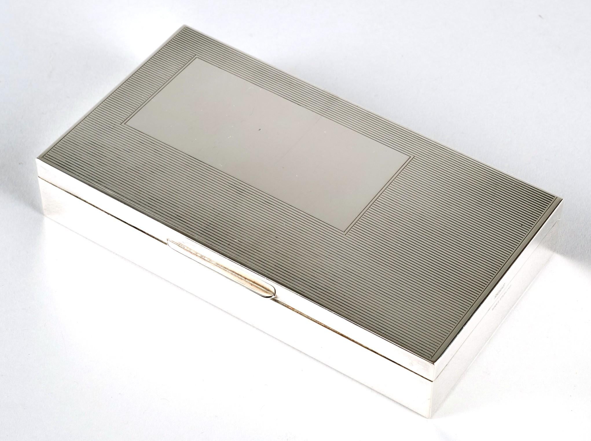 Canadian A Fine Sterling Silver Table-Top Cigarette / Cigar Box by Birks, Dated 1963