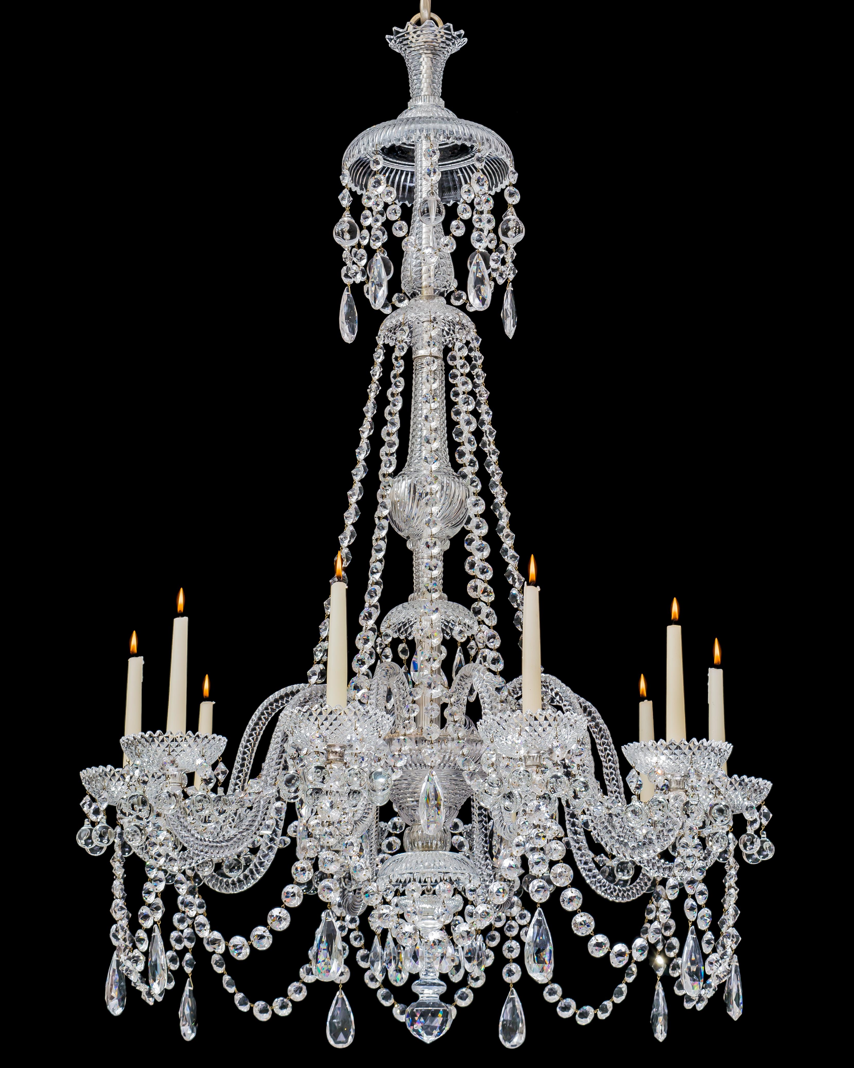 Fine Ten-Light Cut Glass Antique Chandelier by Perry & Co In Good Condition In Steyning, West sussex