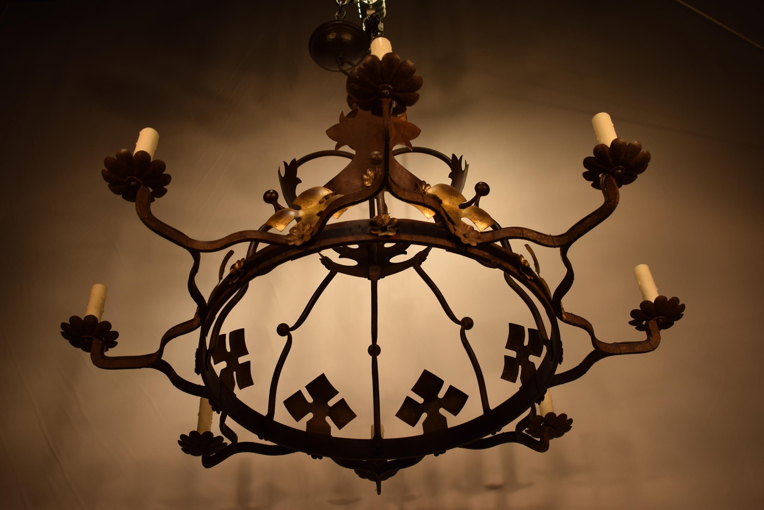 Fine Tudor Style Iron Chandelier, France, circa 1940 For Sale 6