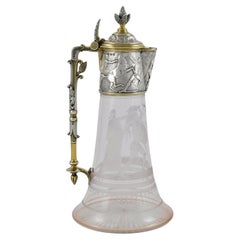Belle cruche à claret victorienne en verre gravé à l'acide, montée en argent et en vermeil.