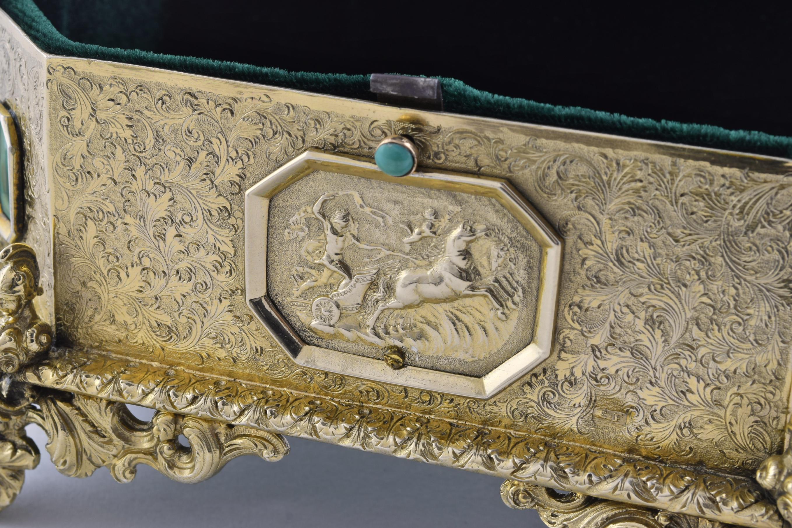 A Fine Victorian Silver-Gilt And Malachite Jewellery Casket For Sale 4