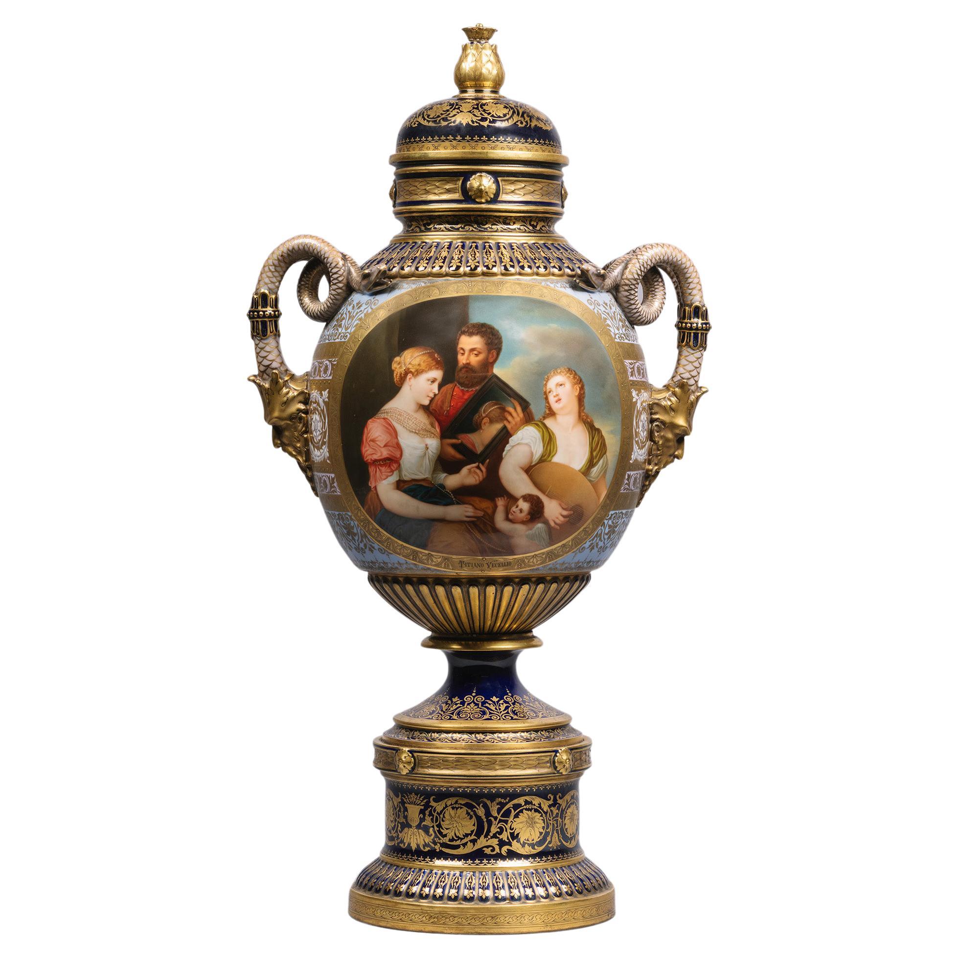 Vase et couvercle en porcelaine de style viennois de Fischer & Mieg, Pirkenhammer en vente
