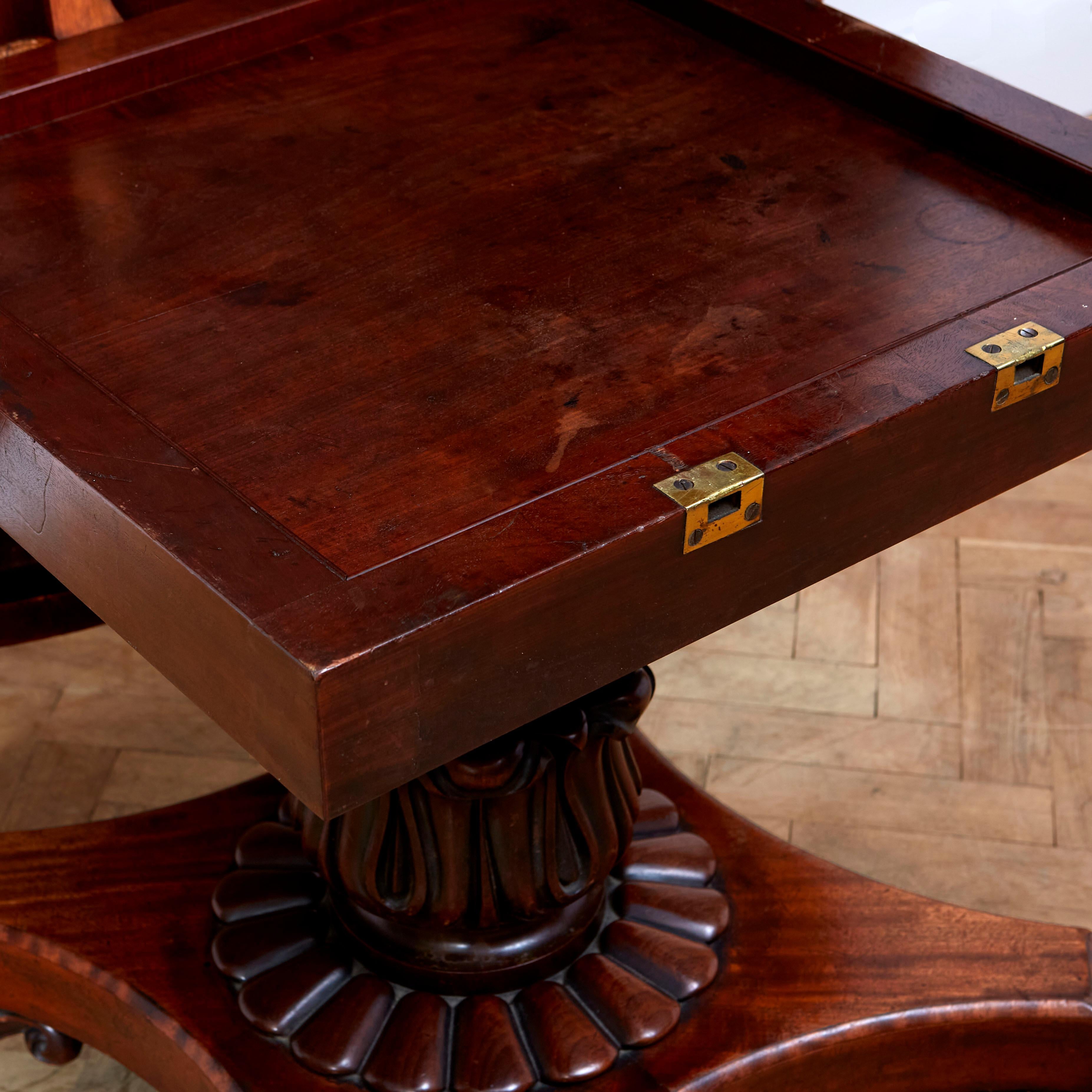 Fine William IV Mahogany Centre Table For Sale 2