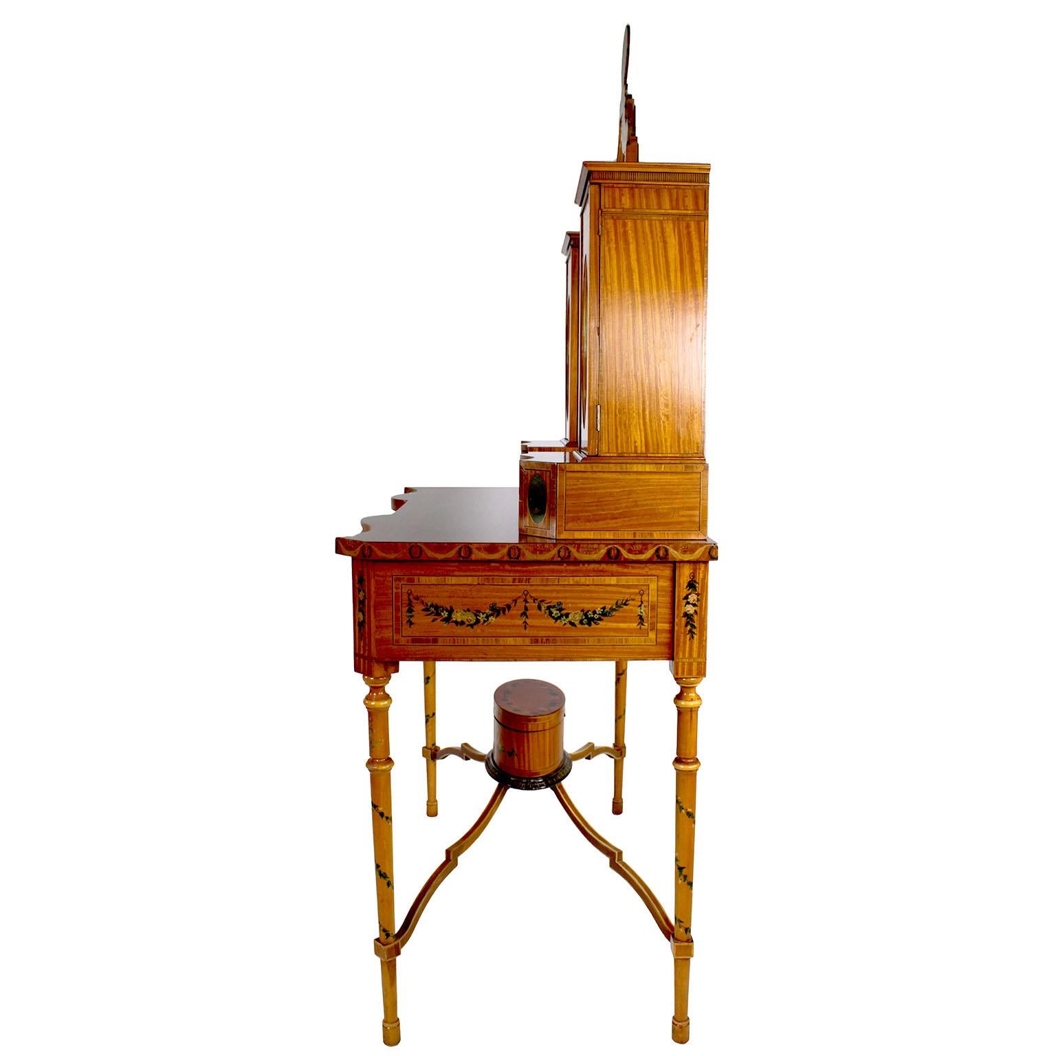 Table de toilette anglaise en bois de citronnier peint en polychrome de style Adam du 19ème siècle en vente 6