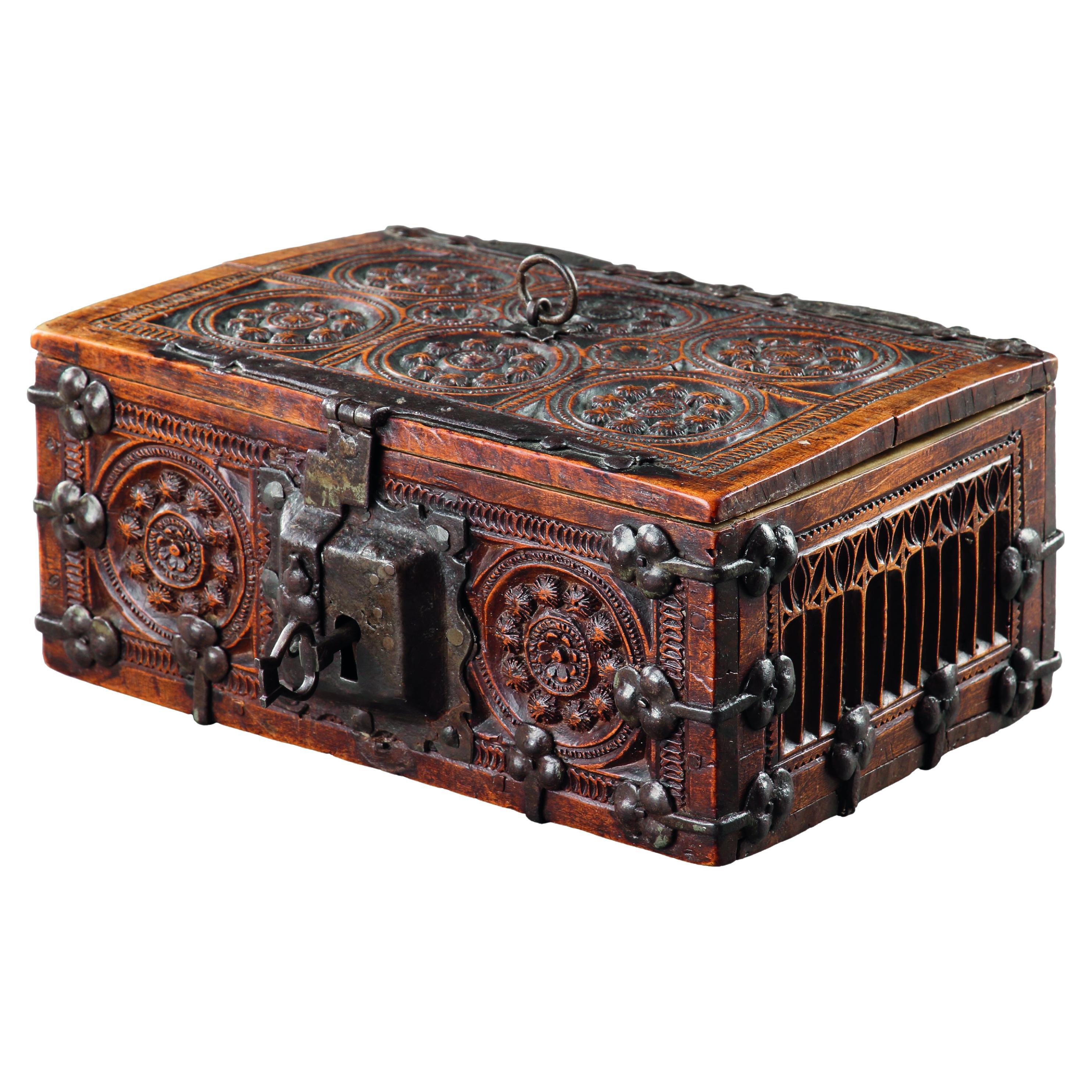 A Finely Carved and Metal Mounted Casket ‘Minnekästchen’ with original lock plat