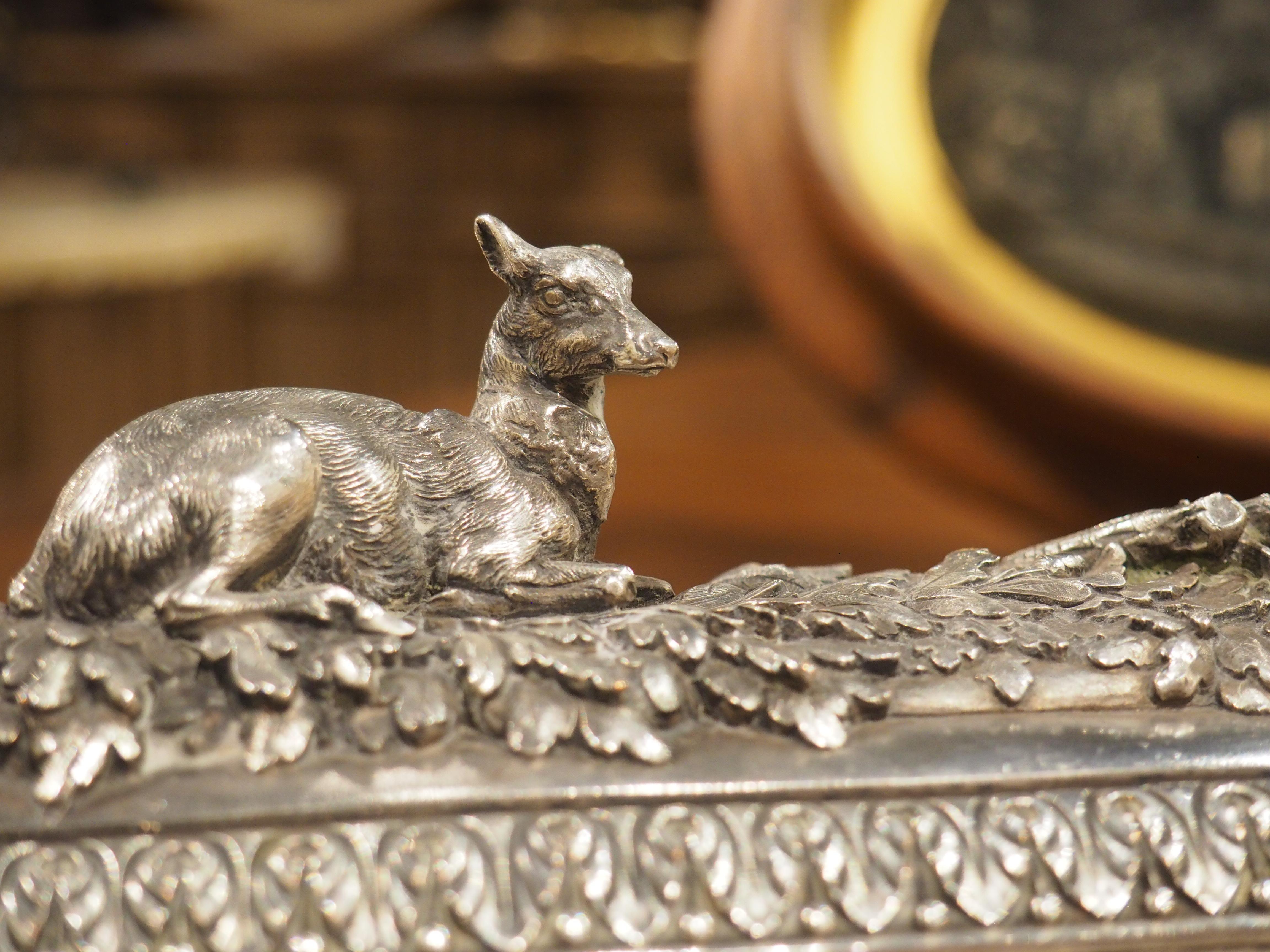 Eine fein gegossene Tischschatulle aus versilberter Bronze von L. Oudry, Paris, CIRCA 1865 im Angebot 3