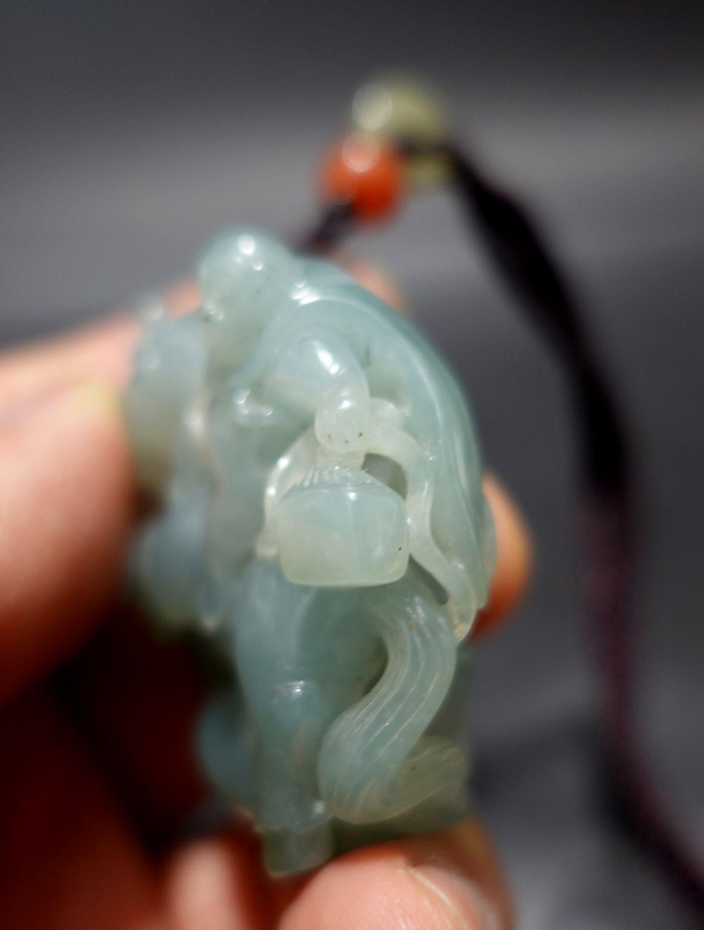 A Finely Chinese Hand Carved Myanmar Jadeite For Sale 3