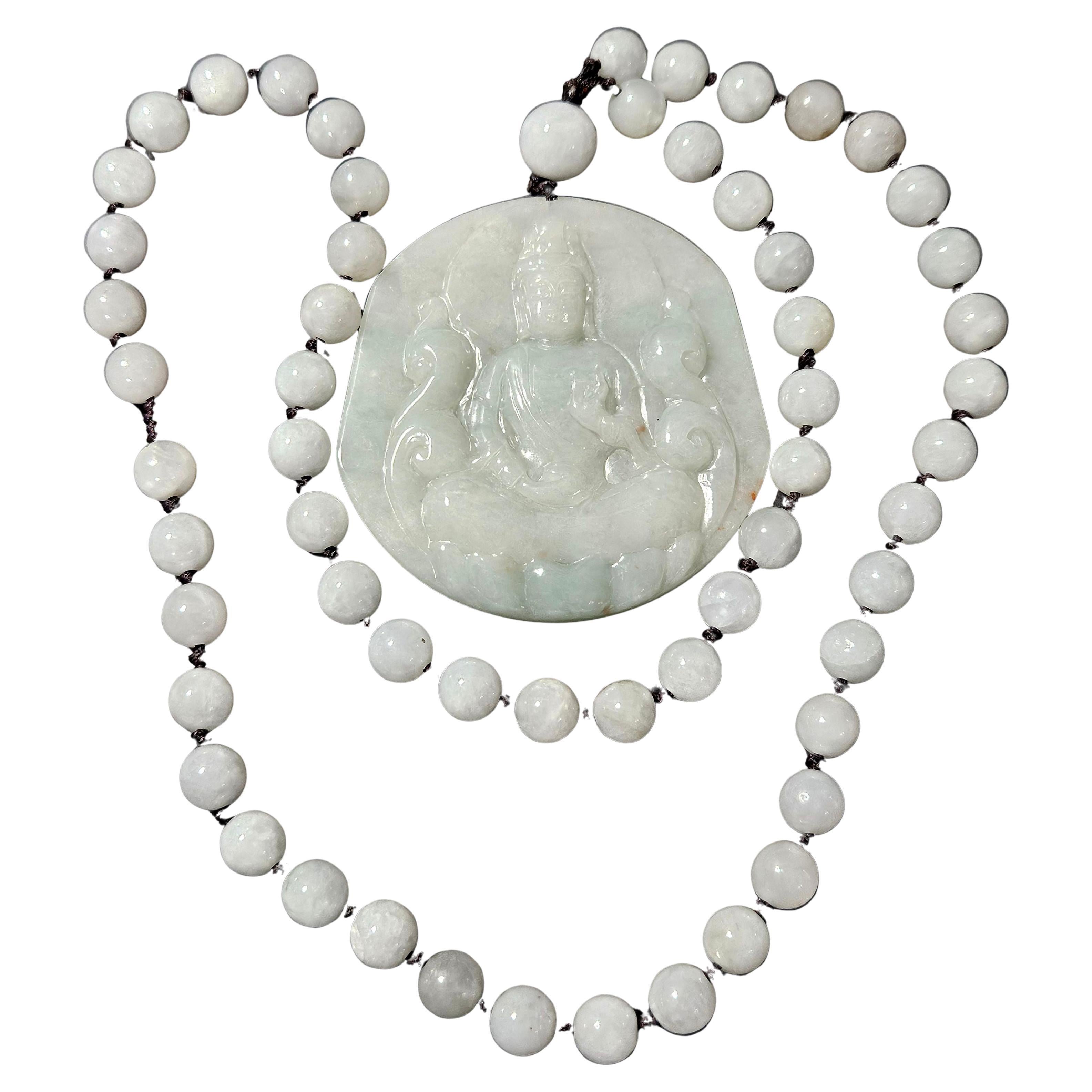 Pendentif "Quan Yin" en jadéite naturelle du Myanmar finement sculptée à la main par un Chinois Ric#JD006