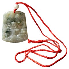 Pendentif en jadéite naturelle du Myanmar finement sculptée à la main Ric#JD001