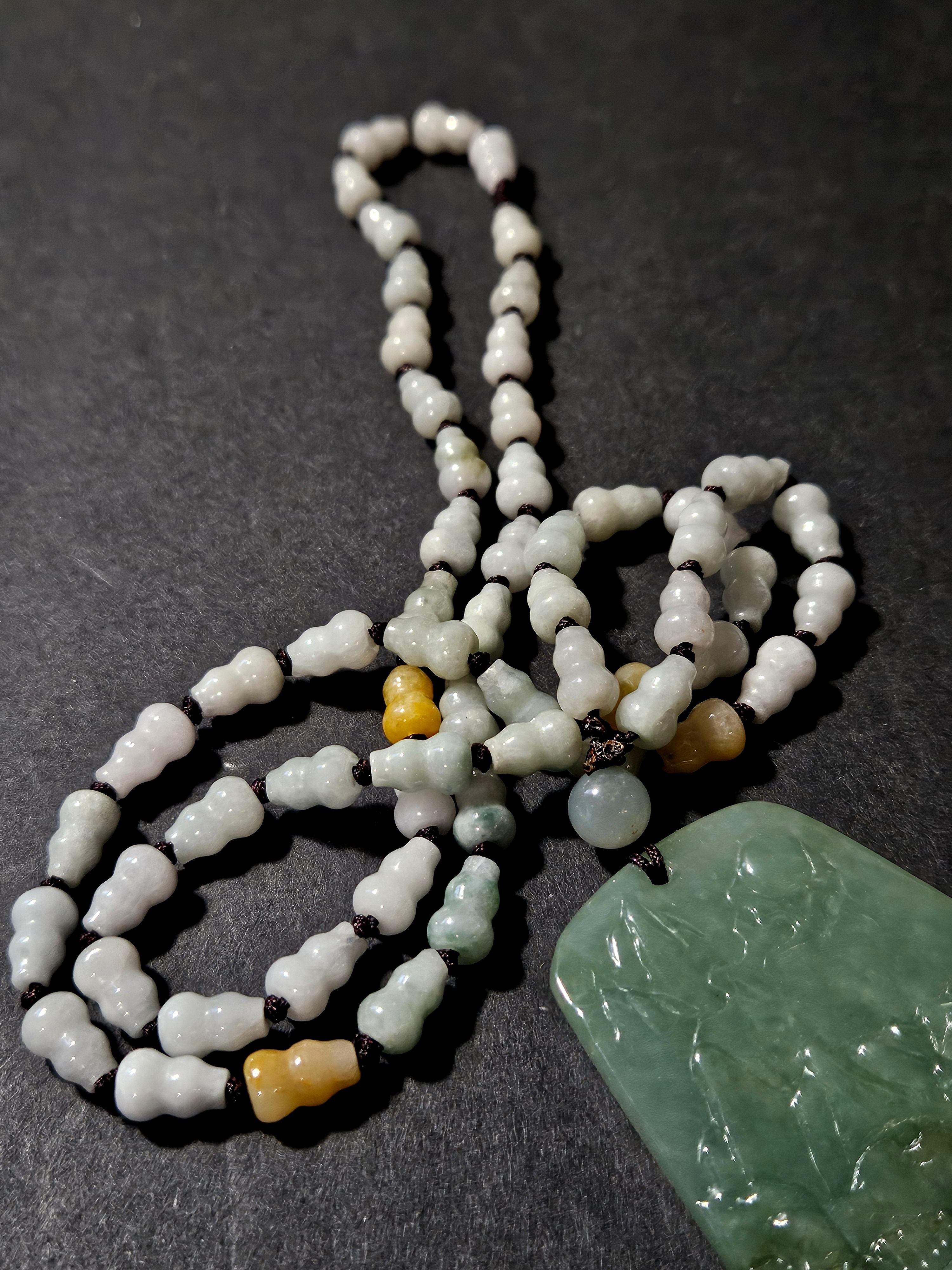 Eine fein chinesische Hand geschnitzt natürlichen Myanmar Jadeit Anhänger Ric # JD007 im Angebot 2