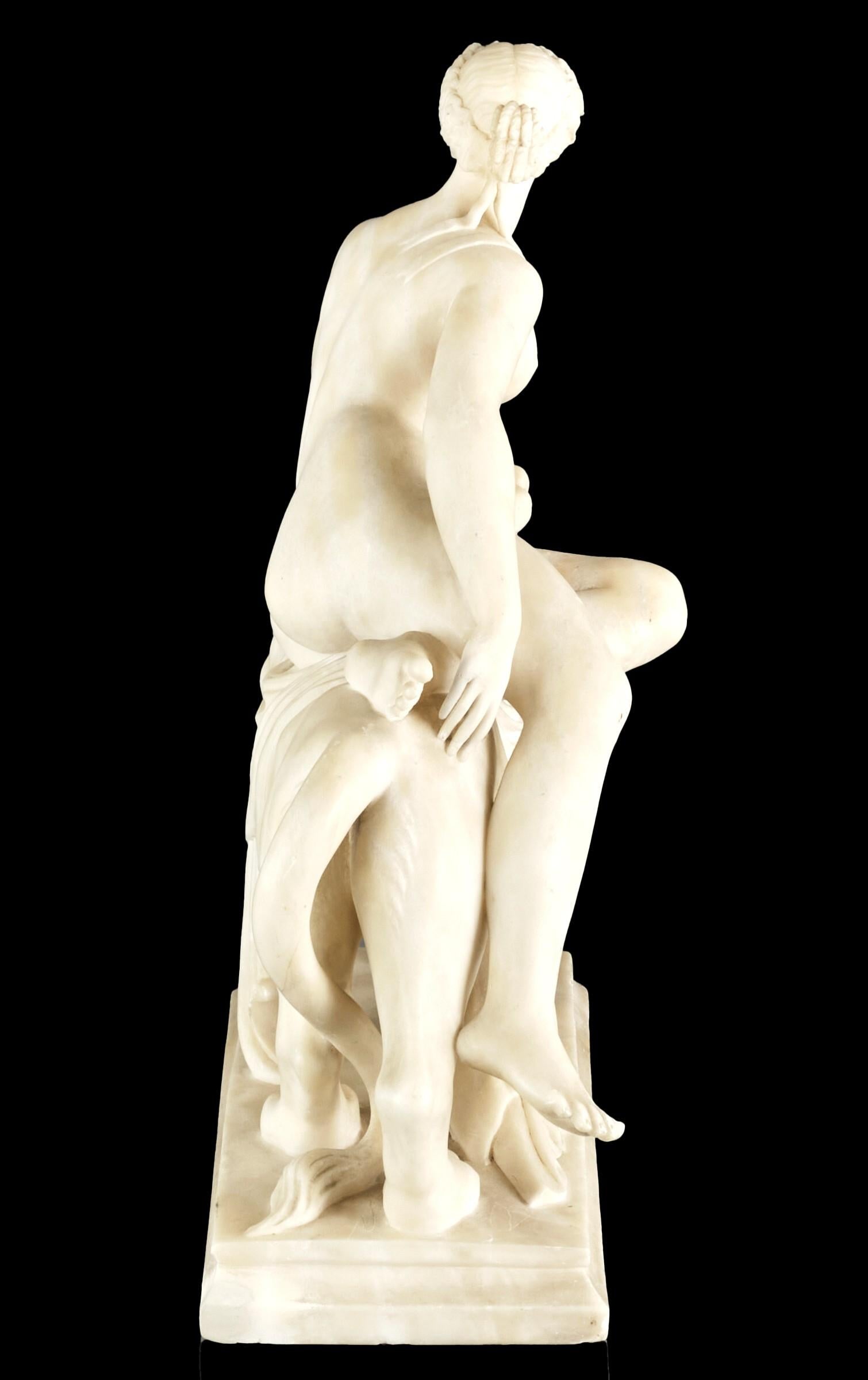 A Finely Sculpted 19th Century Alabaster Figural Group of Ariadne & The Panther In Good Condition For Sale In Ottawa, Ontario