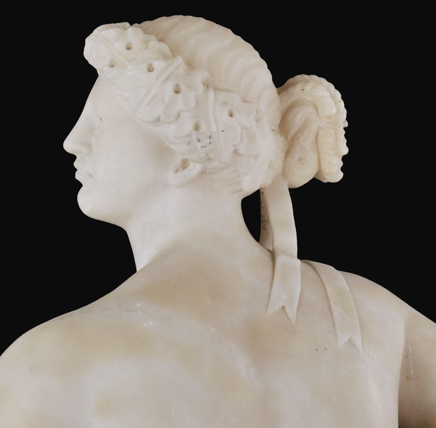 Fein geformte Alabasterfigurengruppe von Ariadne und dem Panther aus dem 19. Jahrhundert im Angebot 2