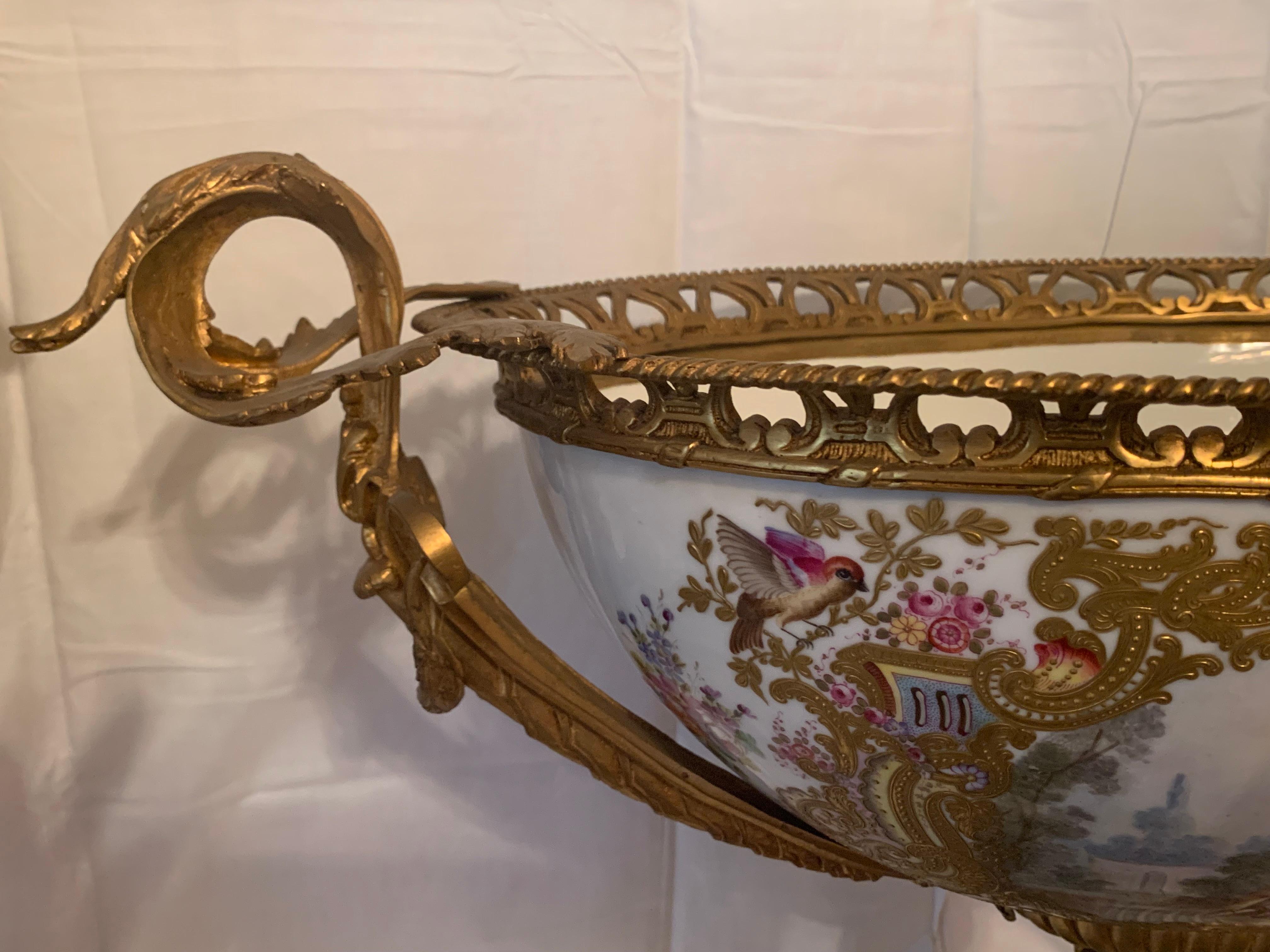 A finely three pieces gilt bronze mounted Sevres style vase and center pieces For Sale 6