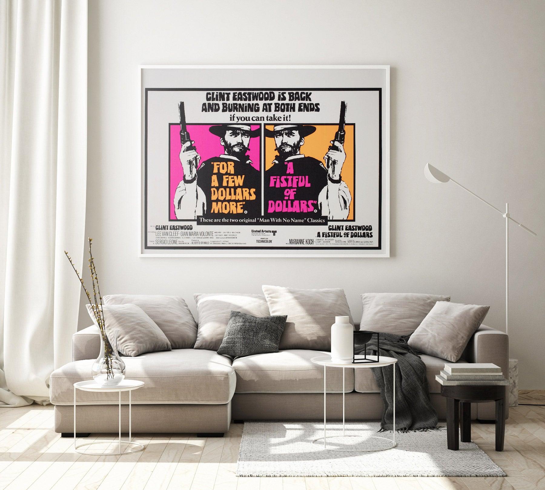 Favolosa locandina del film Quad Bill del Regno Unito per i seminali western A Fistful of Dollars e For a Few Dollars More. Uno dei nostri preferiti tra le nuove aggiunte, il design dayglo di questa riedizione del Dollars Double Bill è