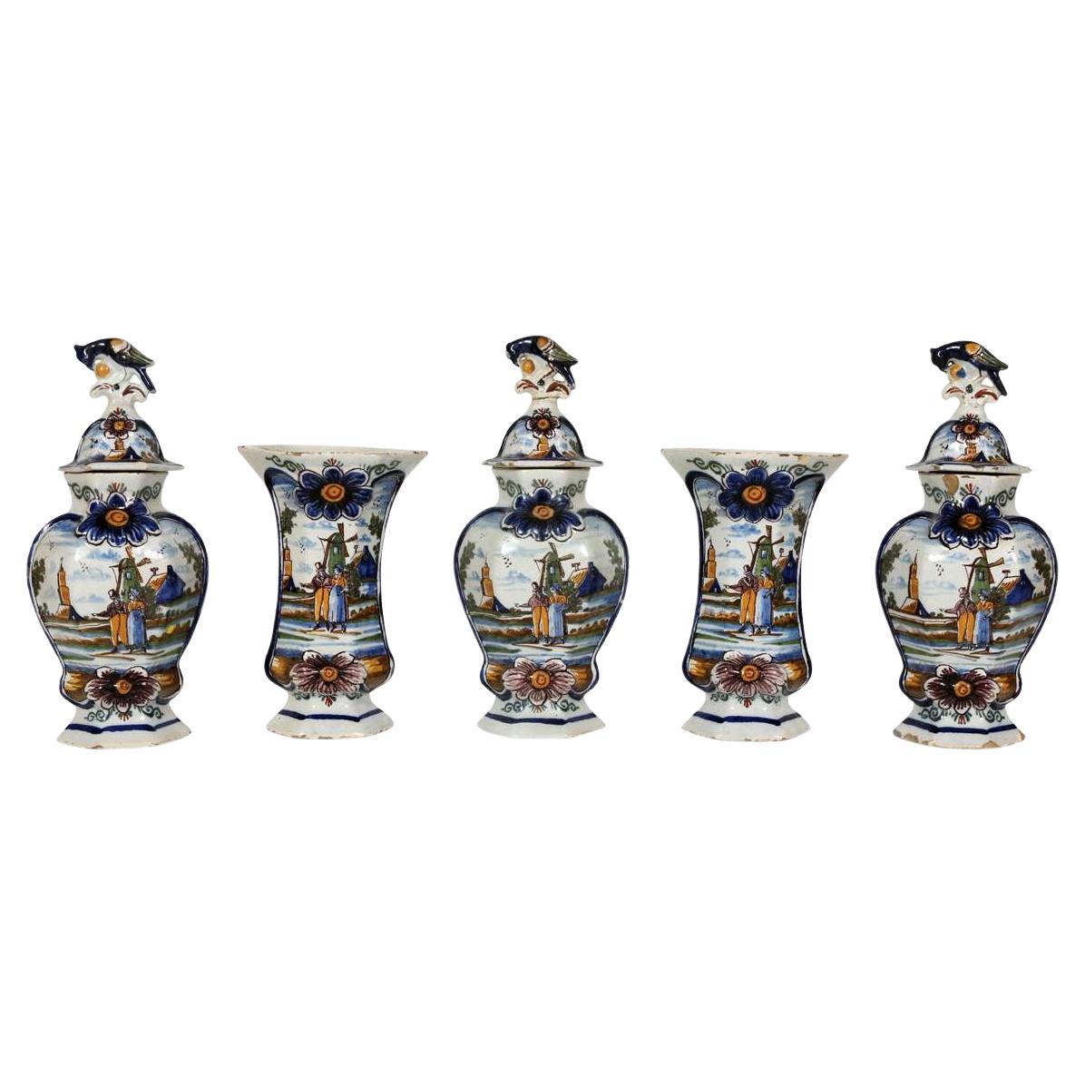 A Five-Piece Delft Garniture Set, Ca. 1759 en vente