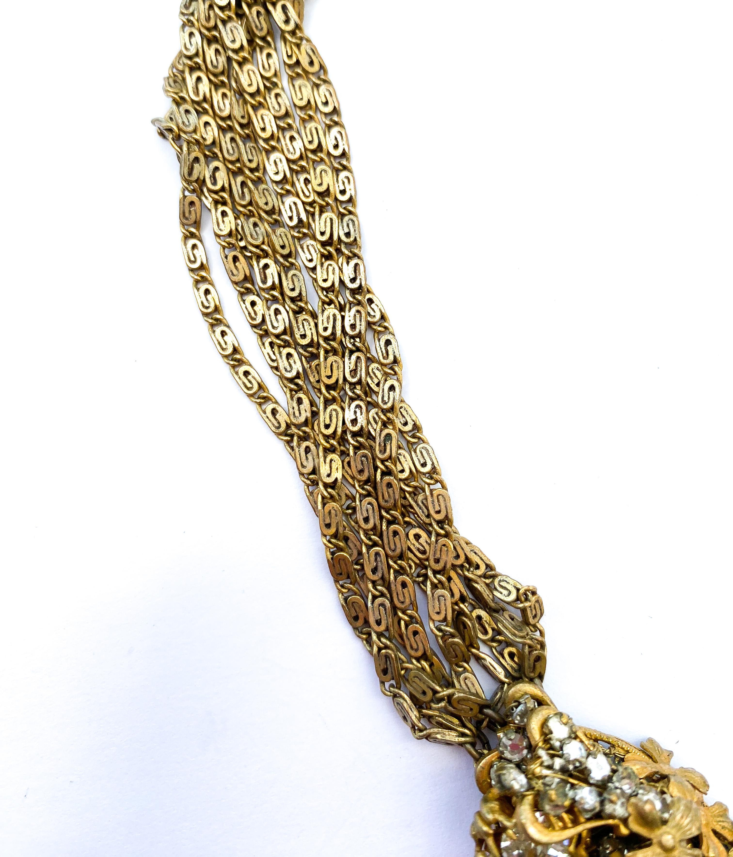 A flattened gilt chain and rose monte necklace, Miriam Haskell, early 1950s. For Sale 4