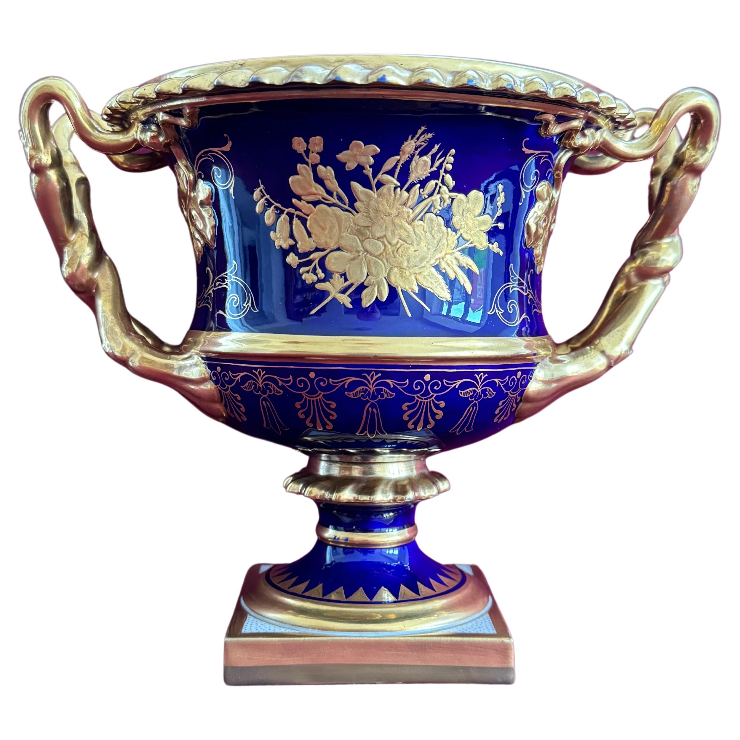 A Flight, Barr & Barr Worcester Porcelain 'Warwick' Vase, Circa 1815 For Sale