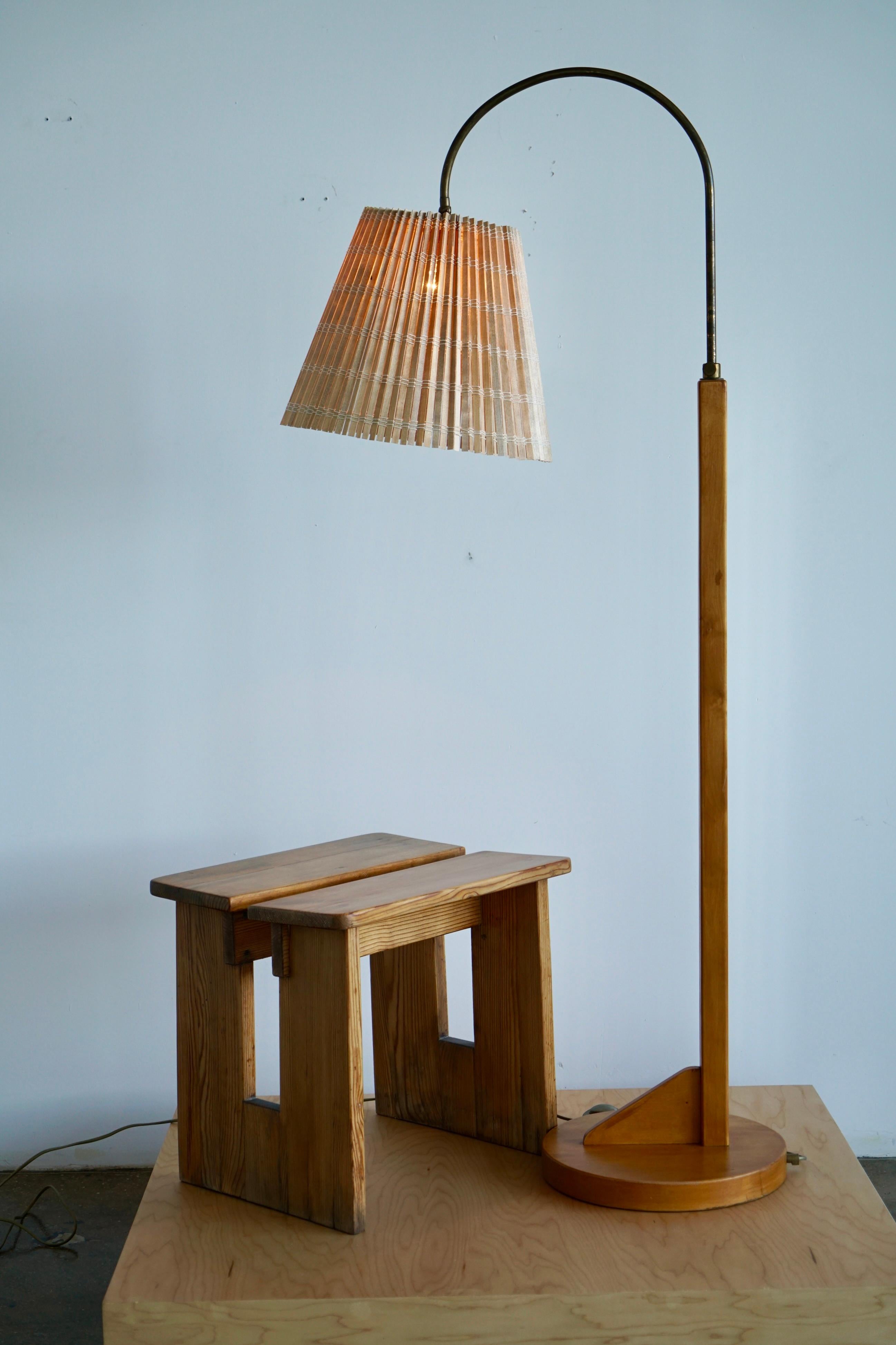 Un lampadaire d'Aino Aalto, modèle 806A Bon état - En vente à Long Island City, NY