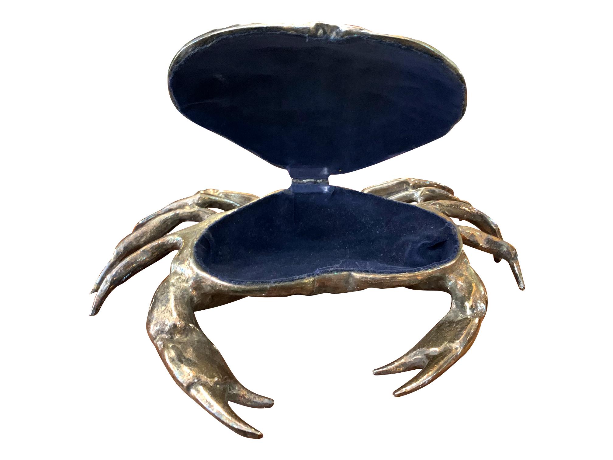 A lovely solid cast crab hinged on the top shell with velvet blue lining and silvered brass finish by Fondica, France, 1970s. This is a good quality heavy piece.
    