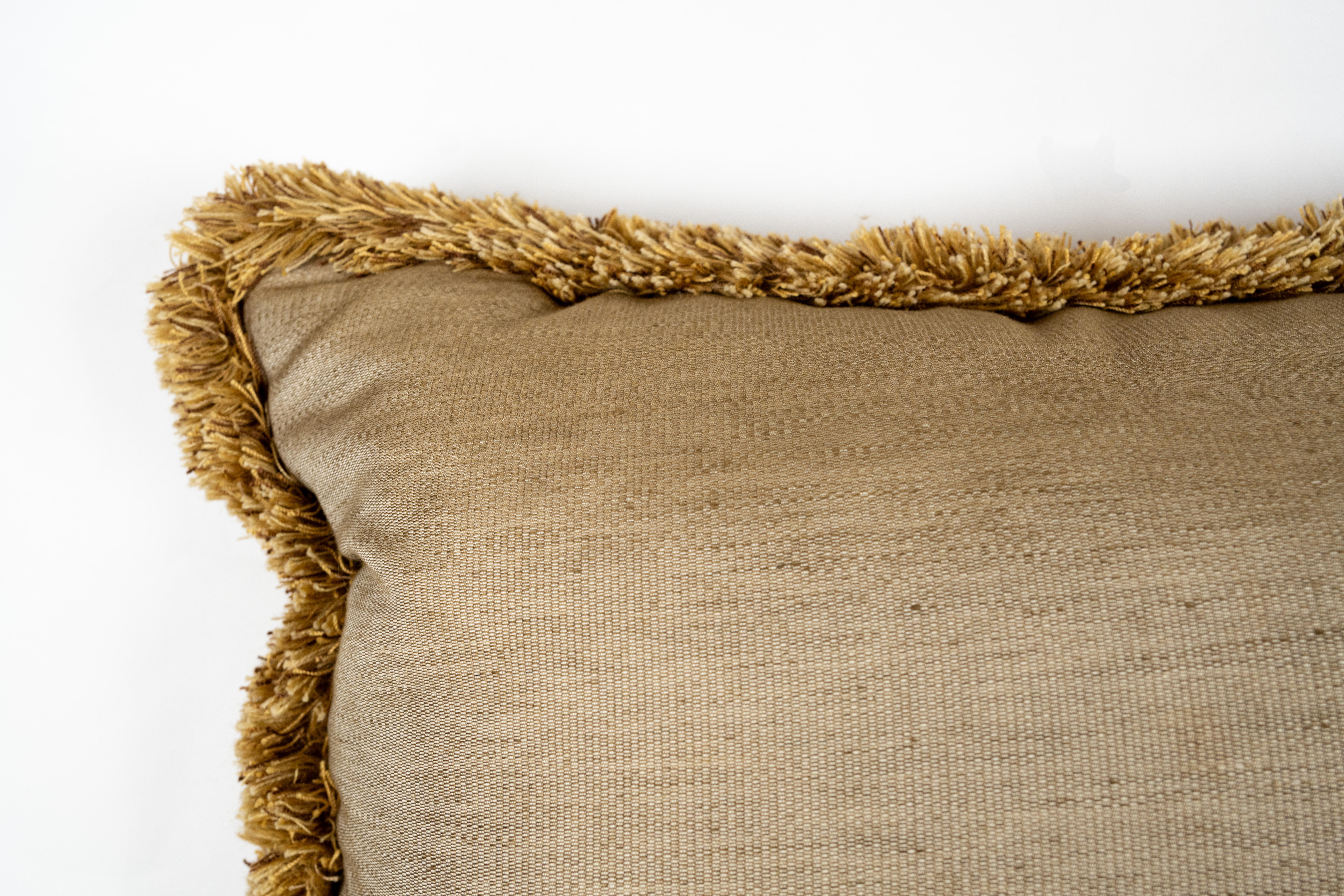 Contemporary A Fortuny Cushion in the Peruviano Pattern with Brush Fringe For Sale