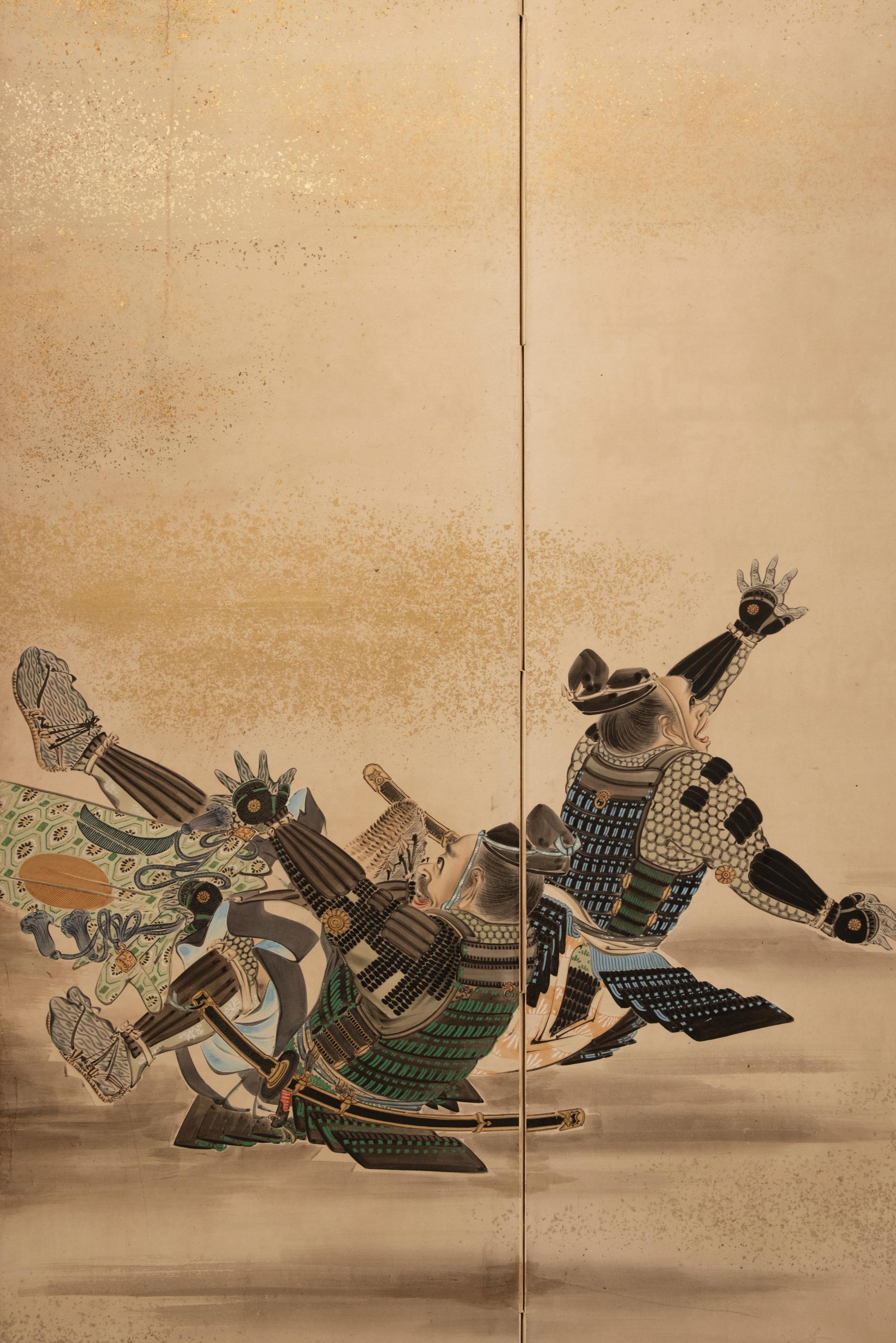A four-panel folding screen depicting a Yamabushi and two Samurai In Good Condition For Sale In Milano, IT