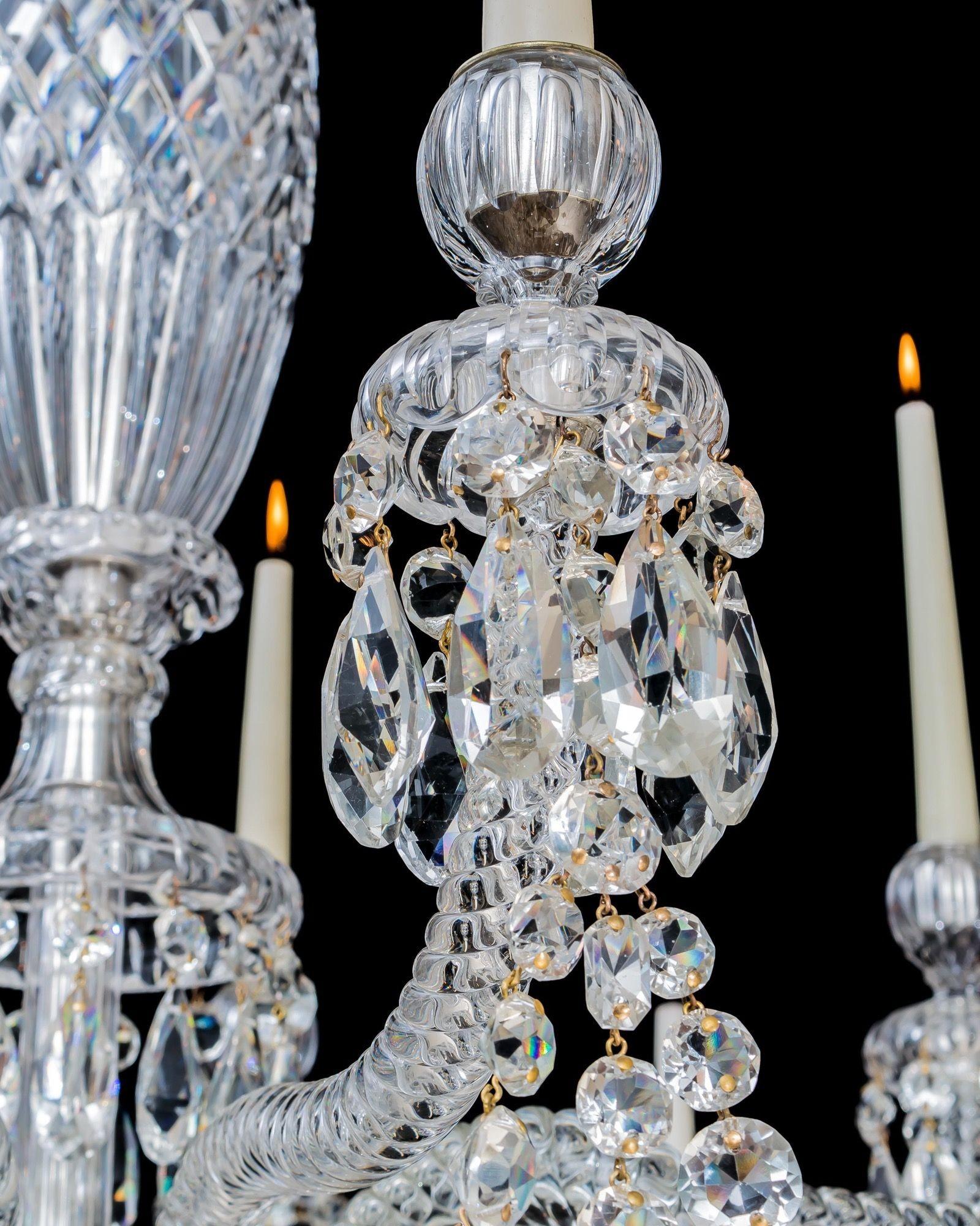 A Fourteen Light Victorian Crystal Chandelier By F&C Osler In Good Condition For Sale In Steyning, West sussex
