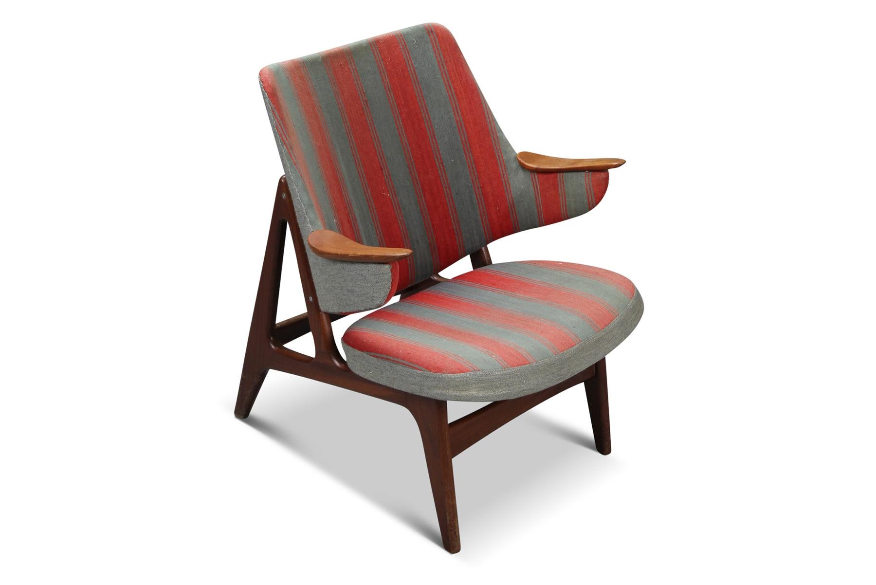 A Frame Lounge Chair in Teak by Carl Edward Matthes In Good Condition For Sale In Berkeley, CA