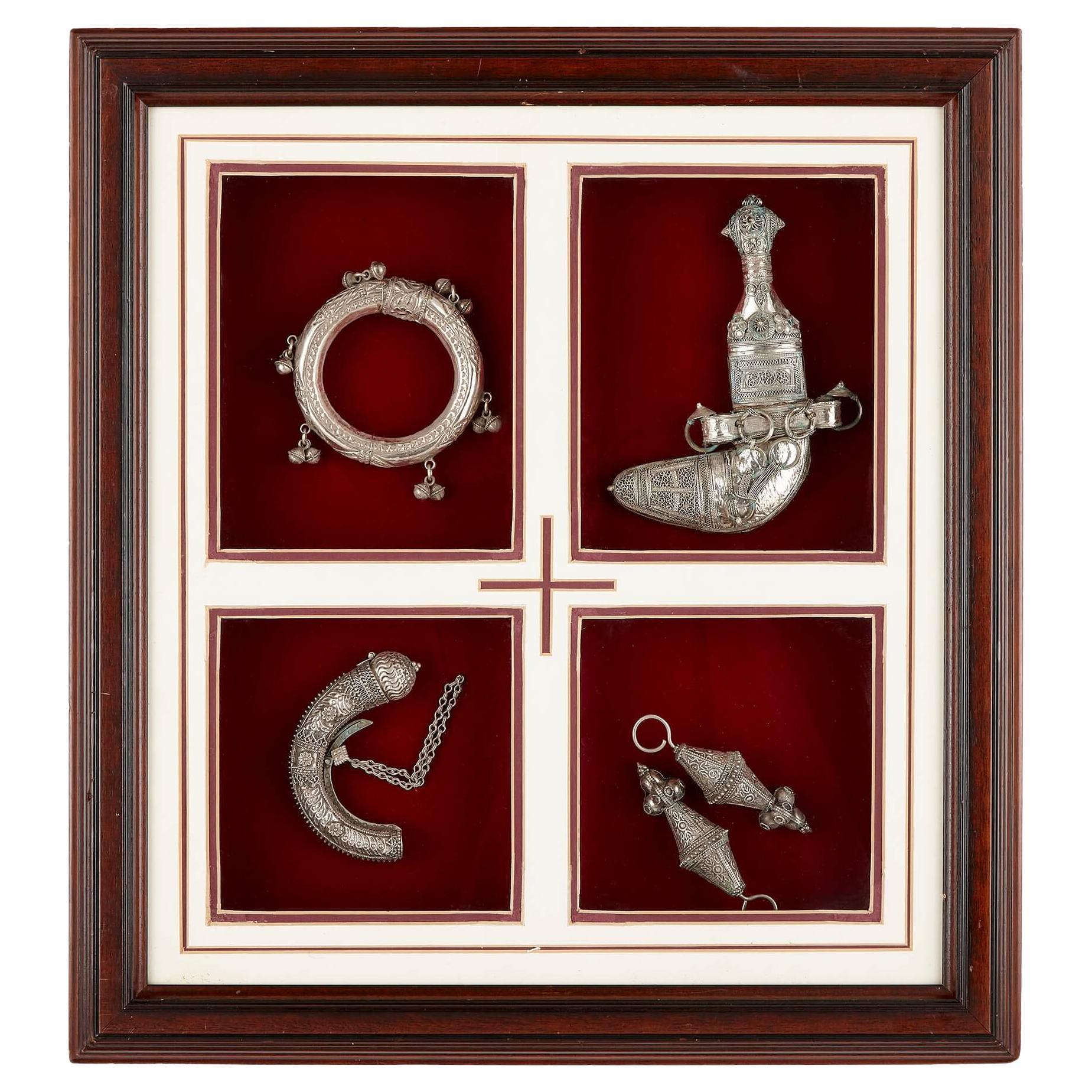 Gerahmtes Omanisches filigranes Präsentations-Set aus Sterlingsilber und Silber
