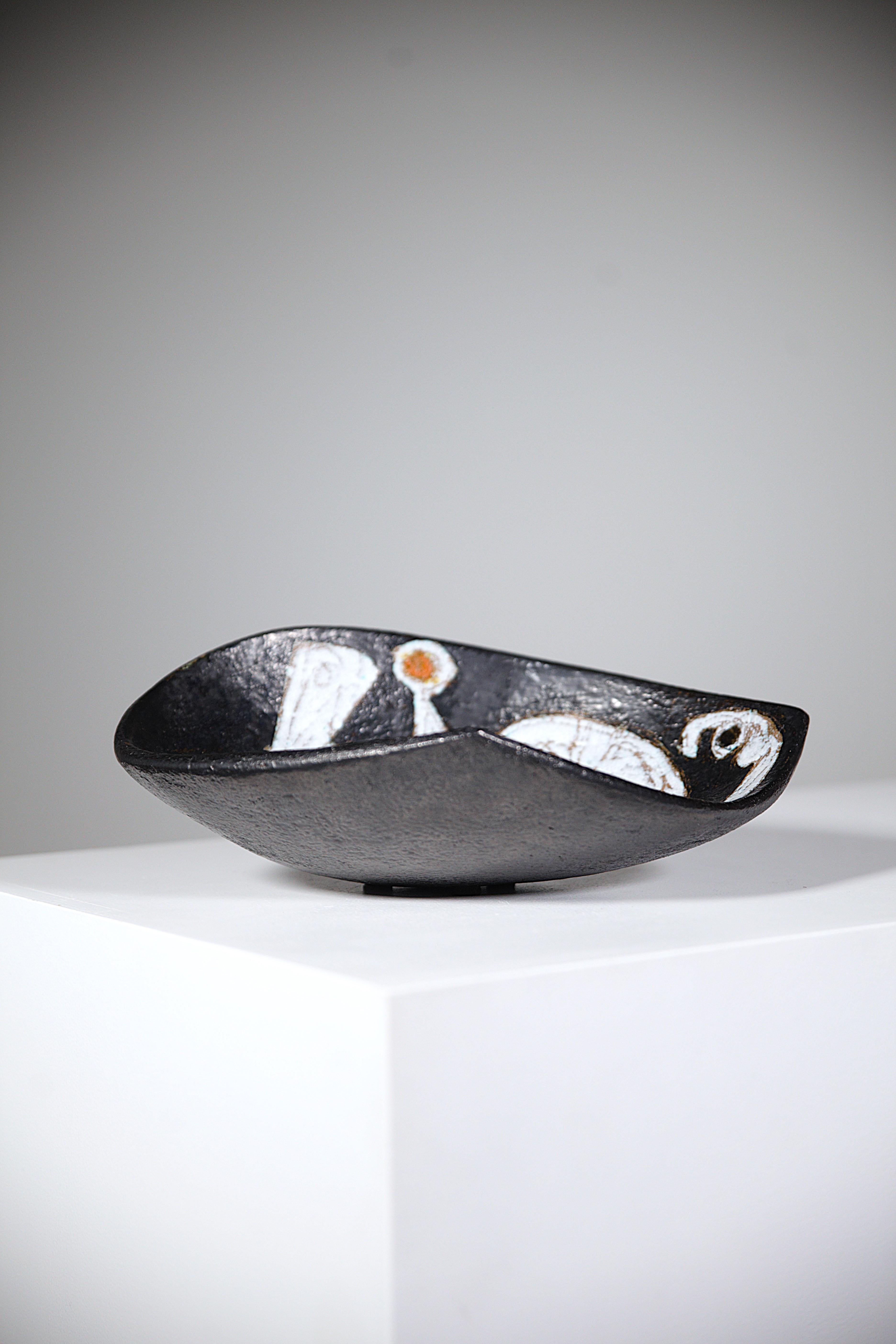 Ciotola in ceramica a forma libera di André Borderie & Vera Szekely Francia, anni '50 in vendita 5
