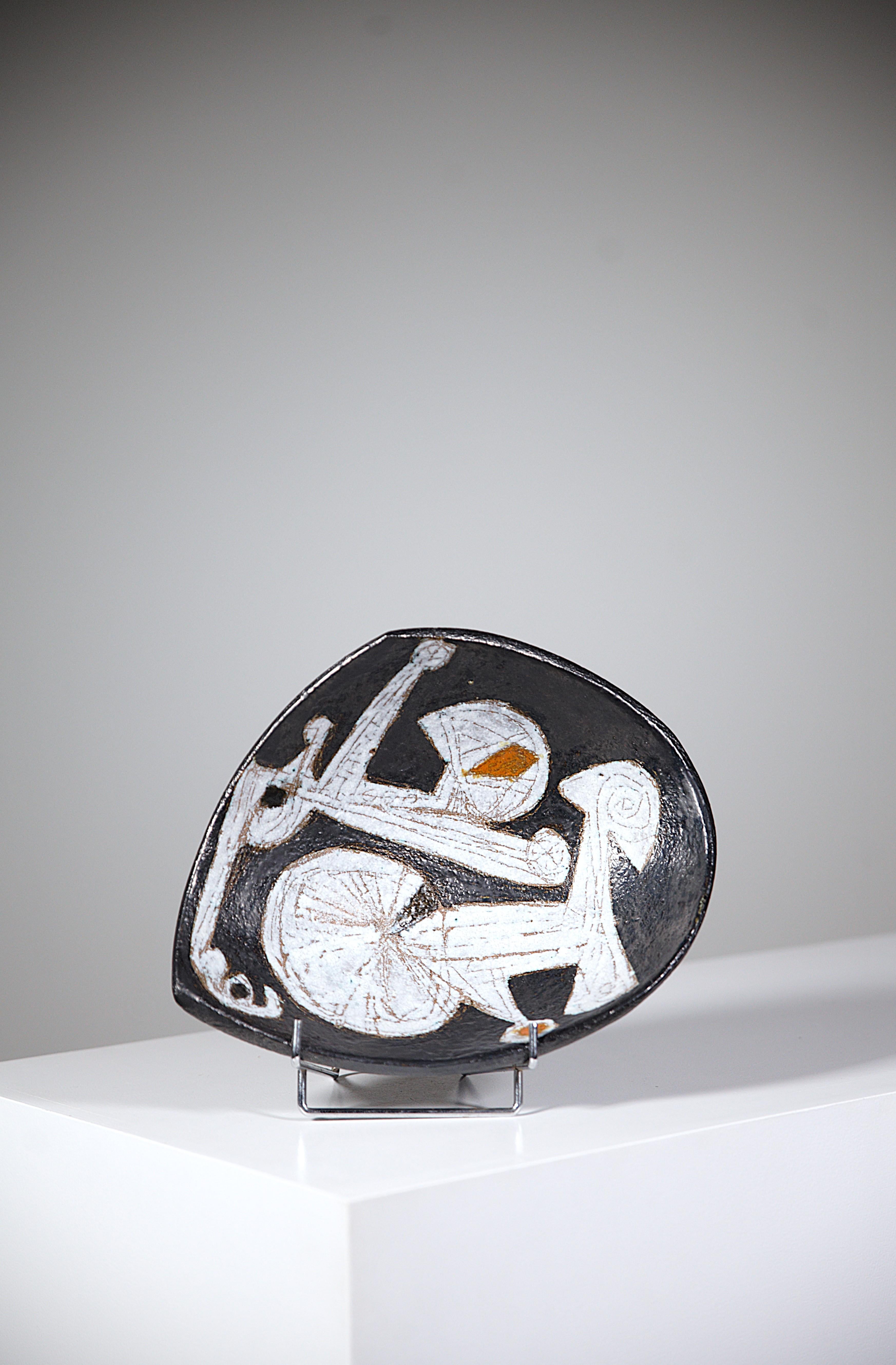 Smaltato Ciotola in ceramica a forma libera di André Borderie & Vera Szekely Francia, anni '50 in vendita