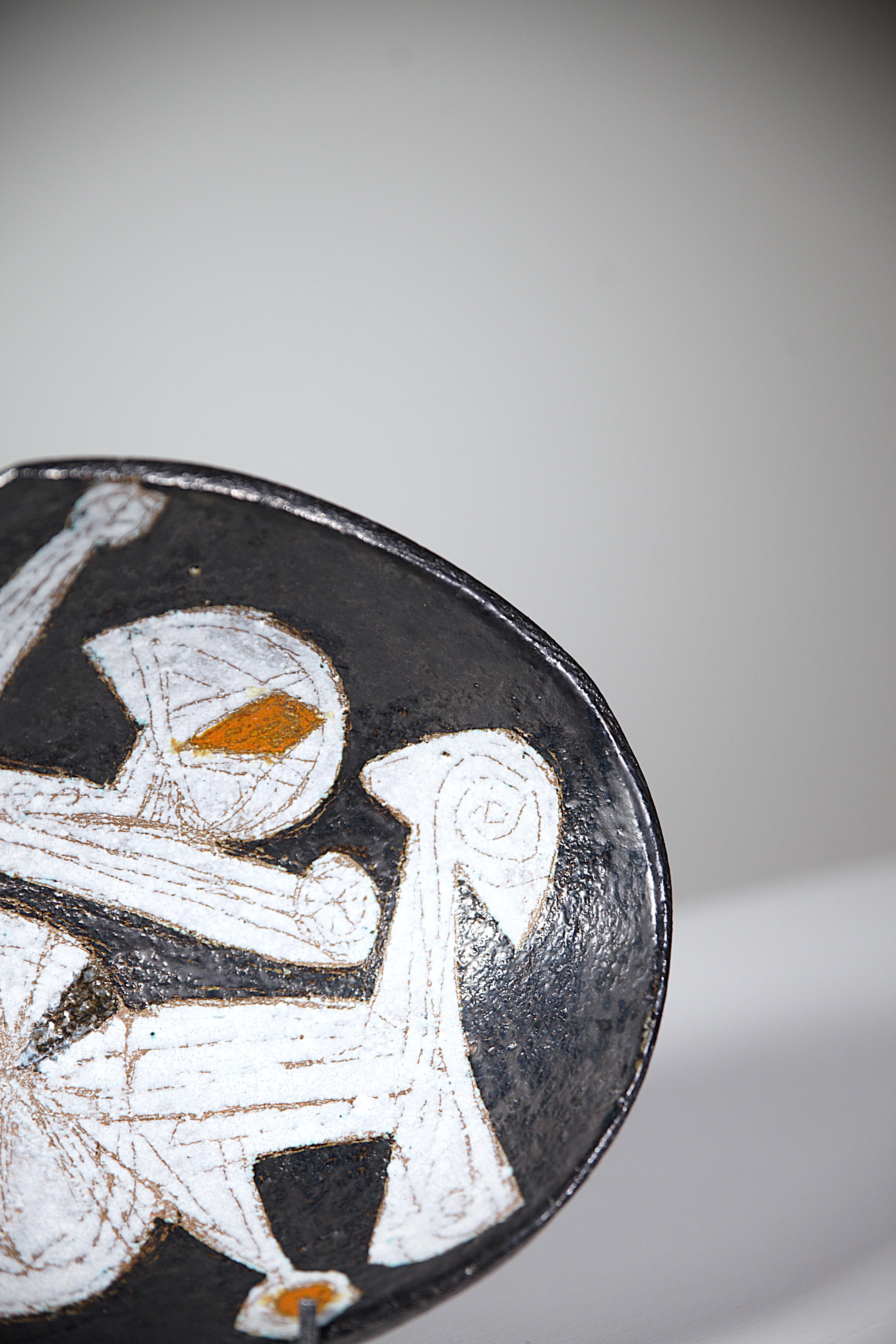 Metà XX secolo Ciotola in ceramica a forma libera di André Borderie & Vera Szekely Francia, anni '50 in vendita