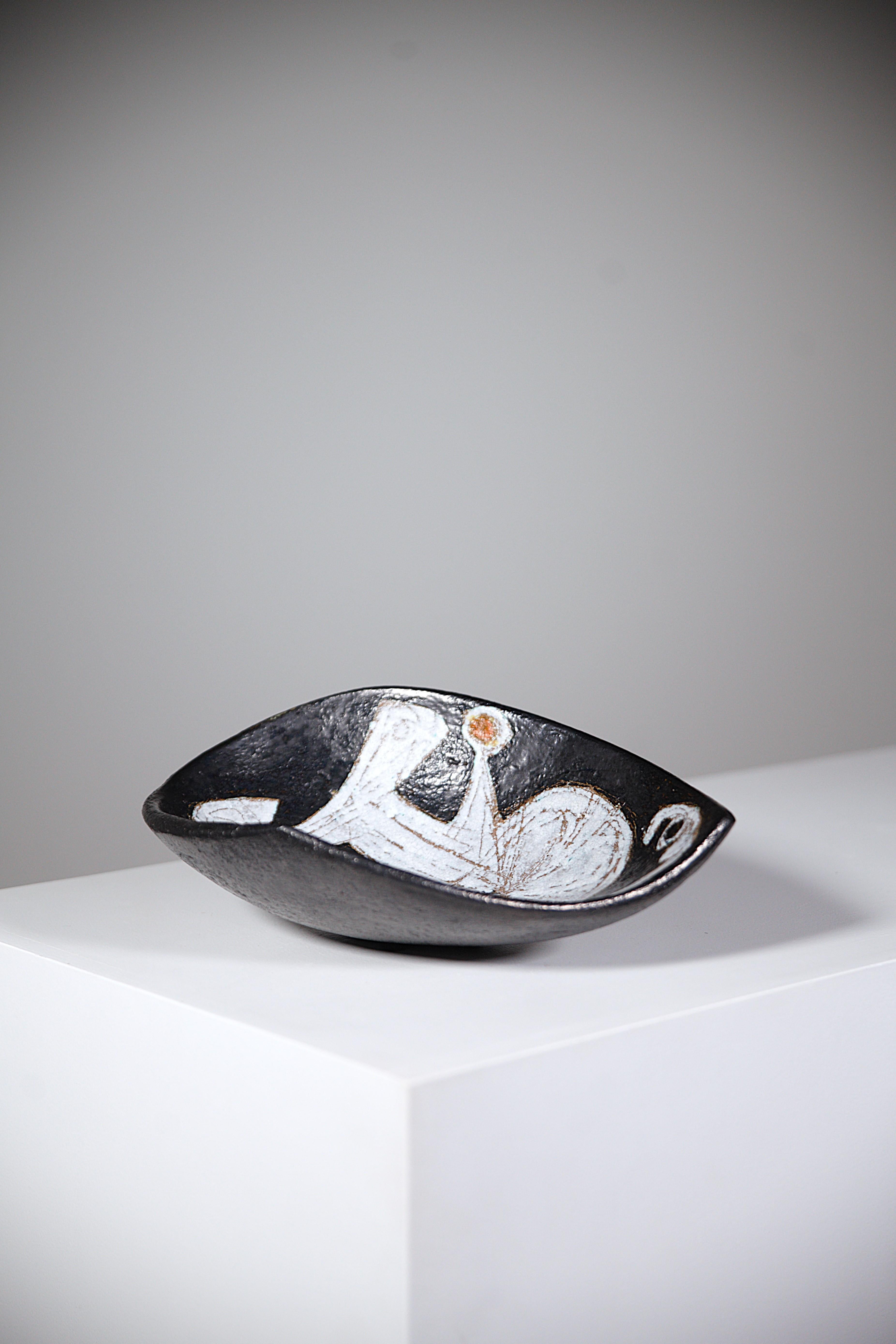 Ceramica Ciotola in ceramica a forma libera di André Borderie & Vera Szekely Francia, anni '50 in vendita