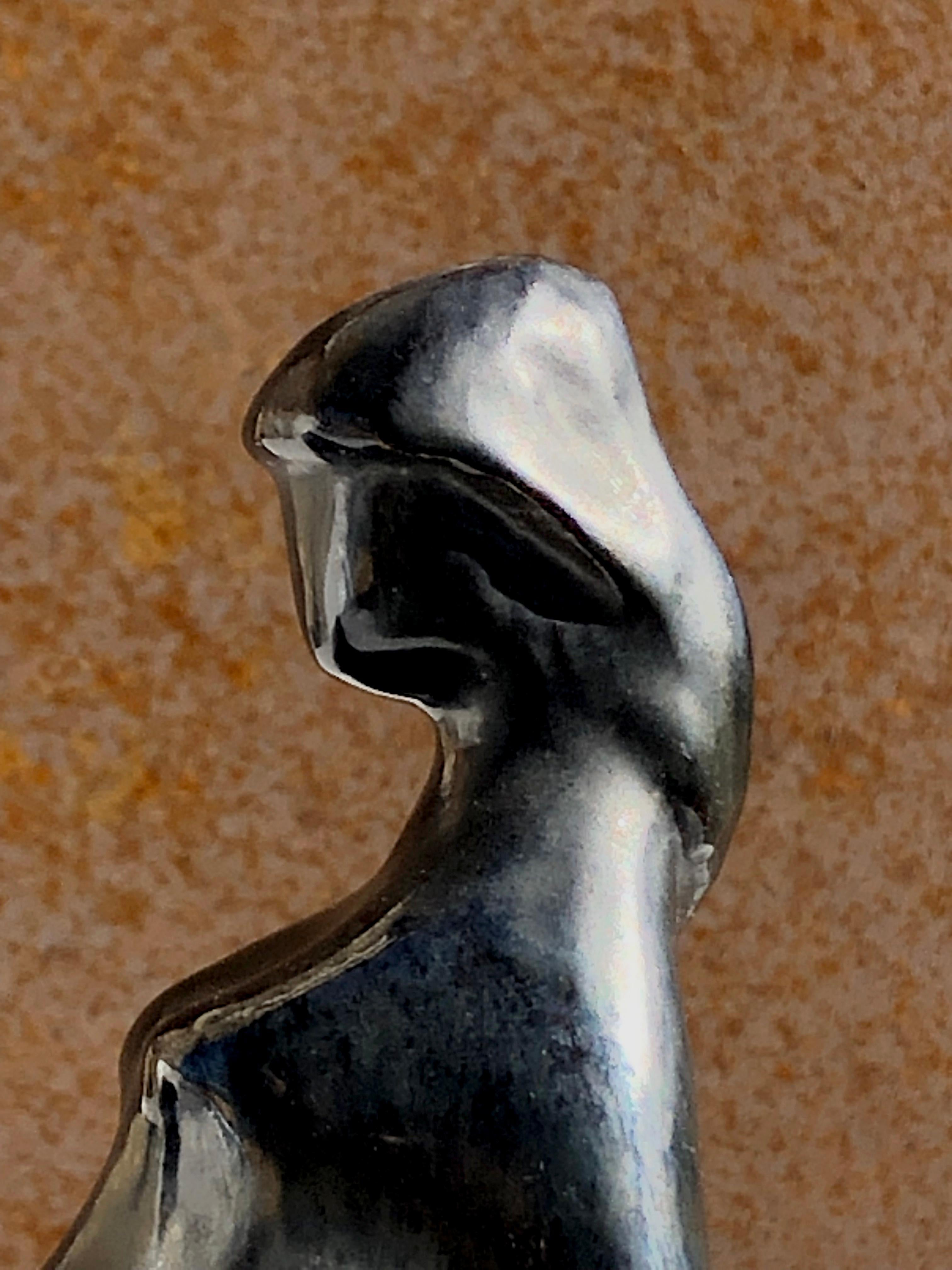 Francese SCULTURA MODERNISTA DI DONNA SEDUTA in ceramica a forma libera di ACCOLAY Francia 1950 in vendita