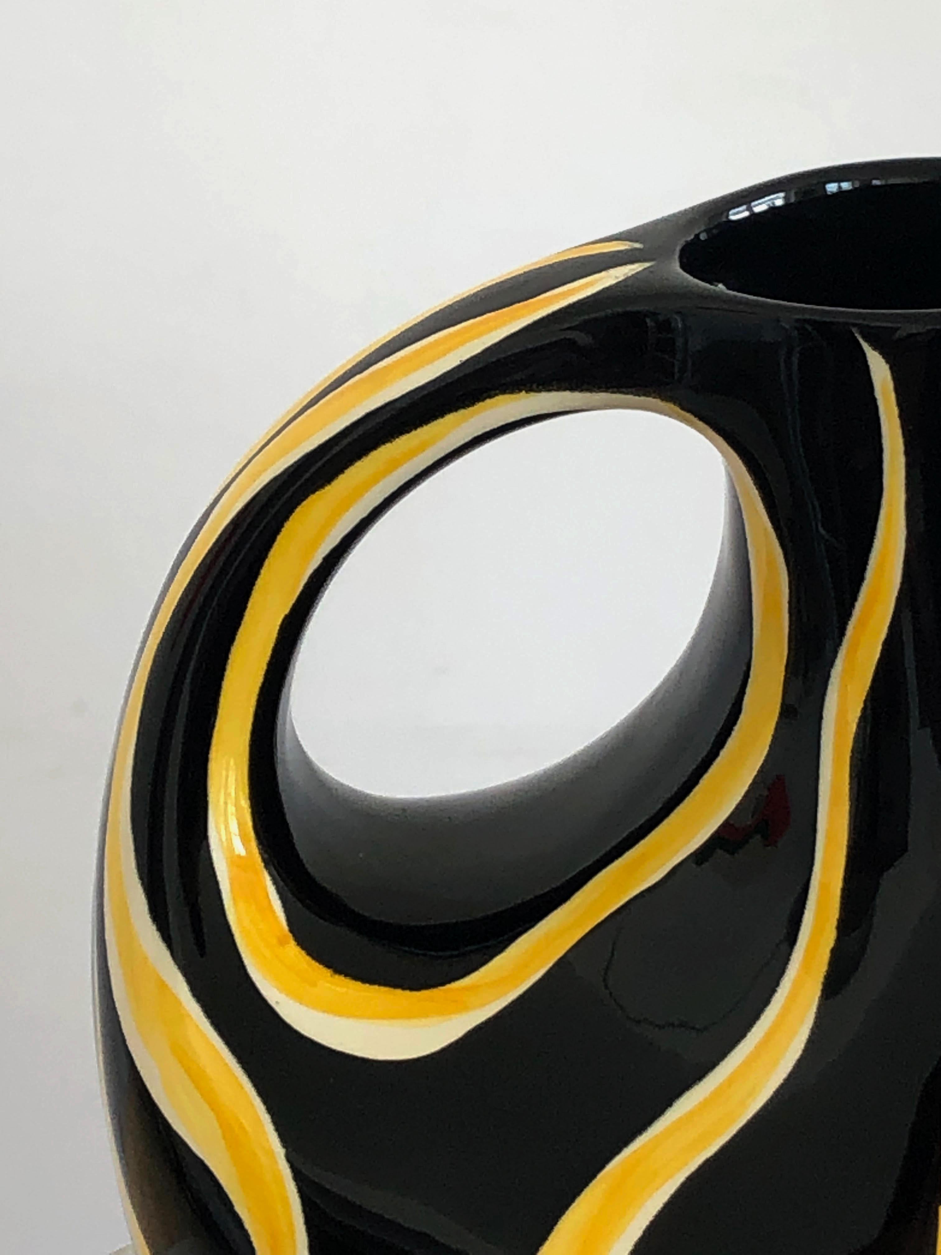 Mid-Century moderno Un vaso o una brocca in ceramica MODERNISTA FREE-FORM  di ANNELIESE BECKH, Francia 1950 in vendita