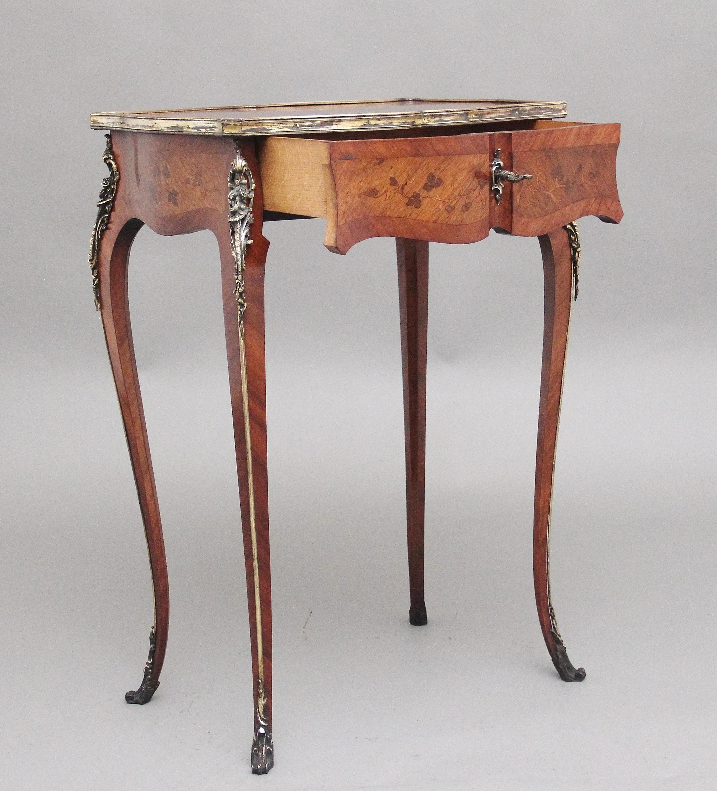 A freestanding 19th Century French Kingwood and marquetry side table In Good Condition For Sale In Martlesham, GB