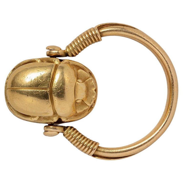 gold charm bracelet - Inez Stodel