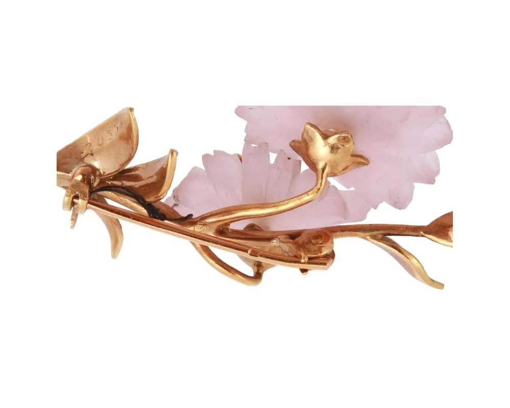 A French 18K Gold, Rock Crystal and Rose Quartz Flower Pin Brooch For Sale 1