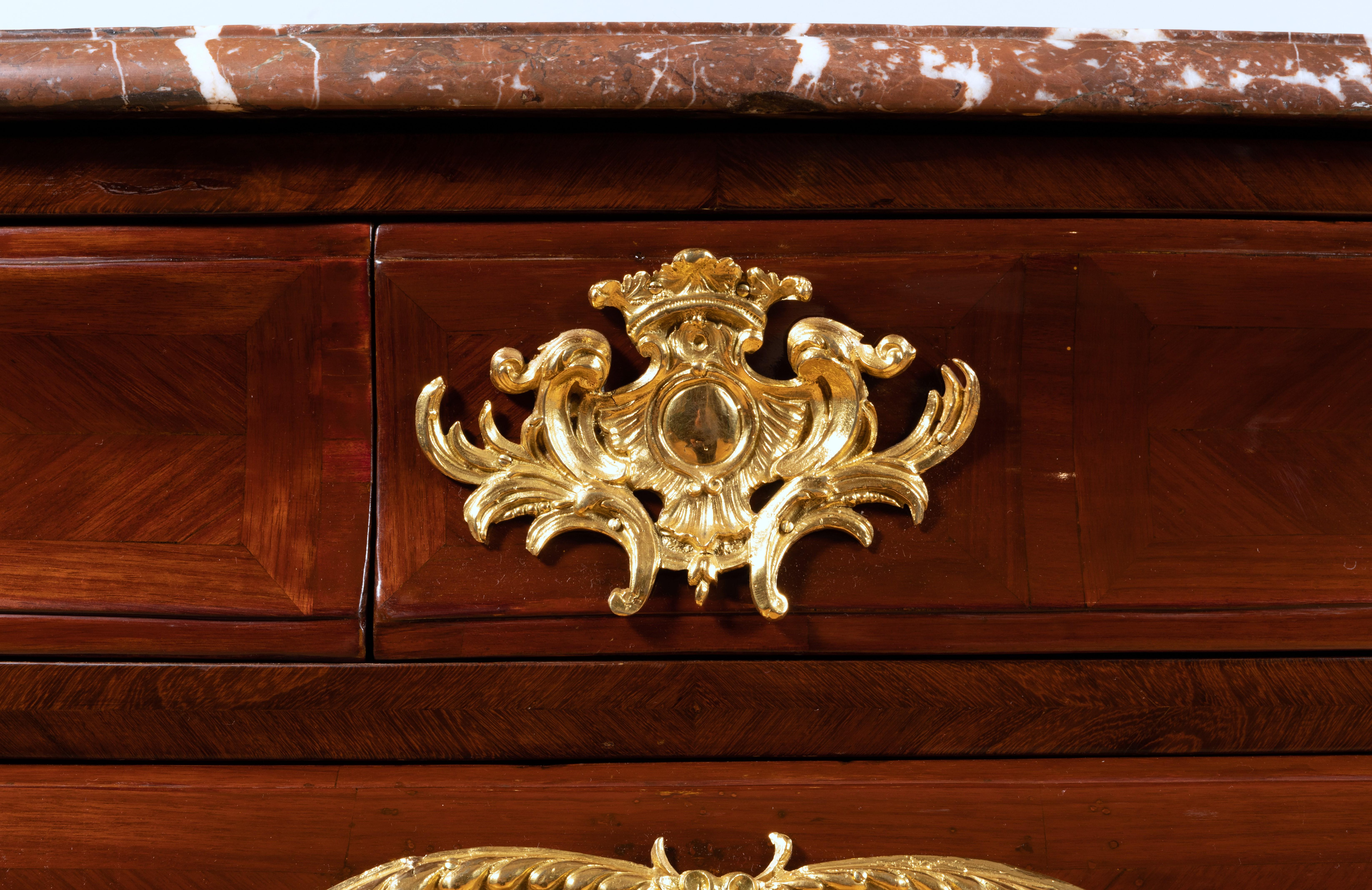 French 18th Century Regence Ormolu-Mounted Commode by Etienne Doirat For Sale 4