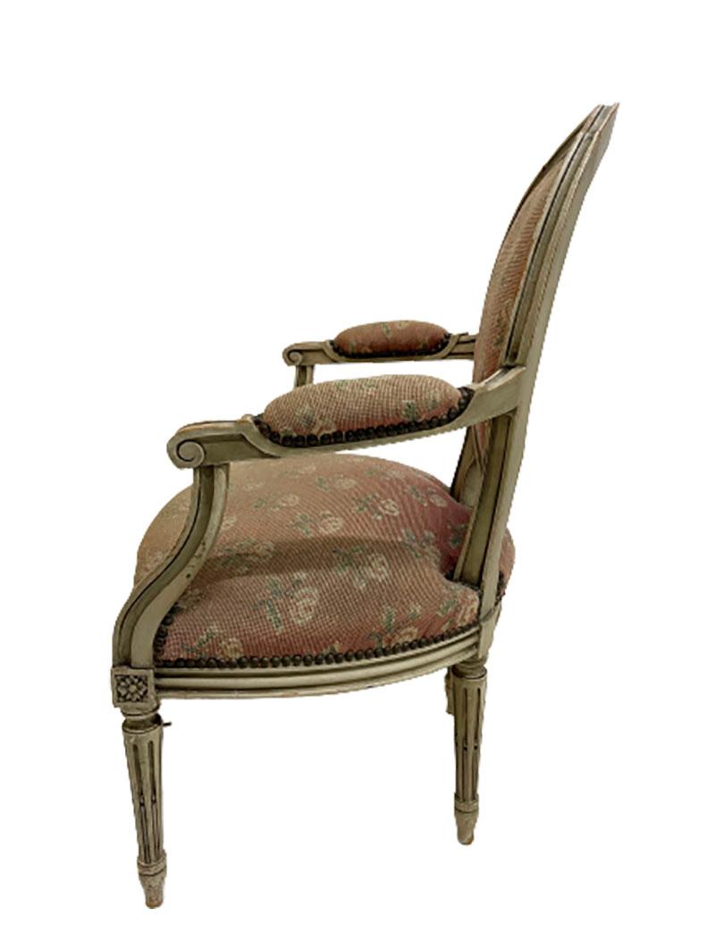 French 18th Century Louis XVI Children's Chair For Sale 1