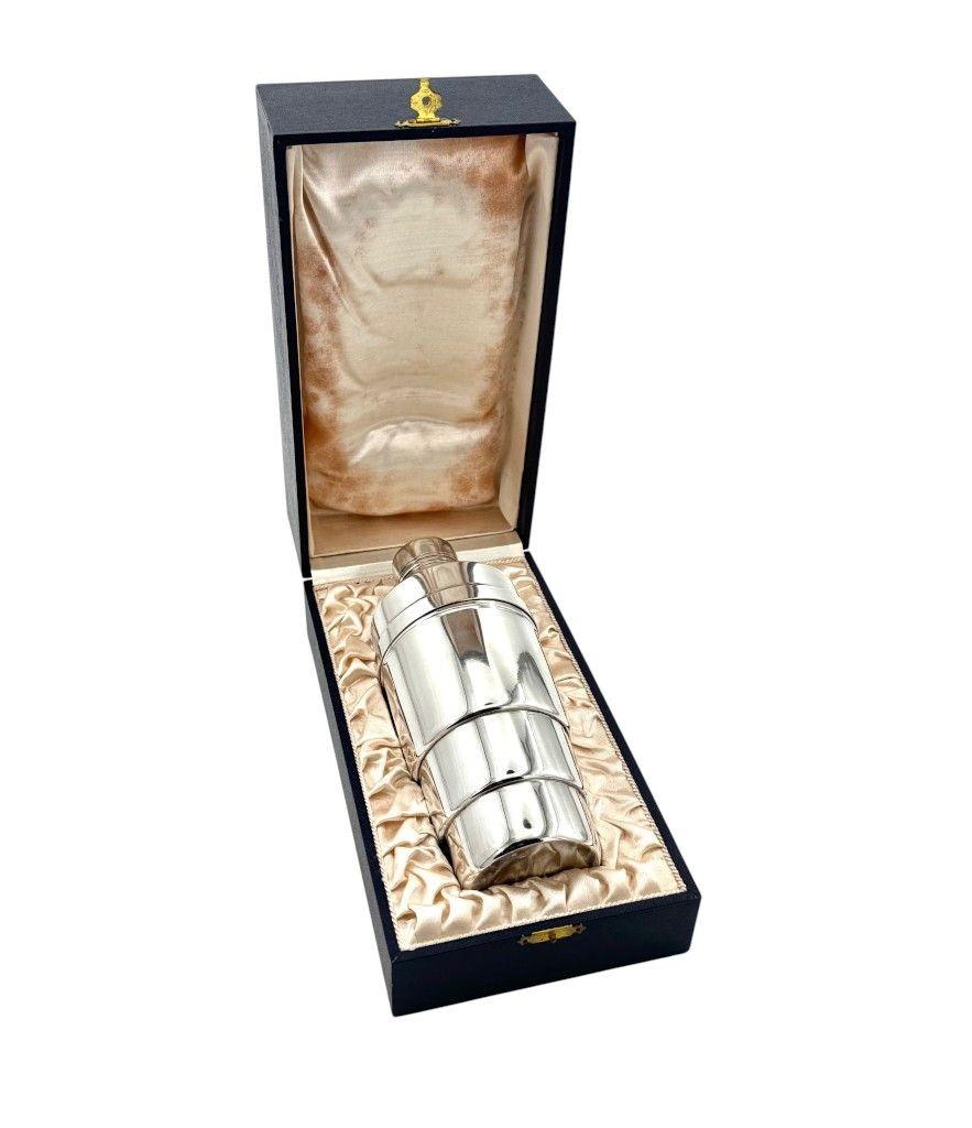 Französischer versilberter Cocktailshaker aus den 1930er Jahren in Originalverpackung (Mitte des 20. Jahrhunderts) im Angebot