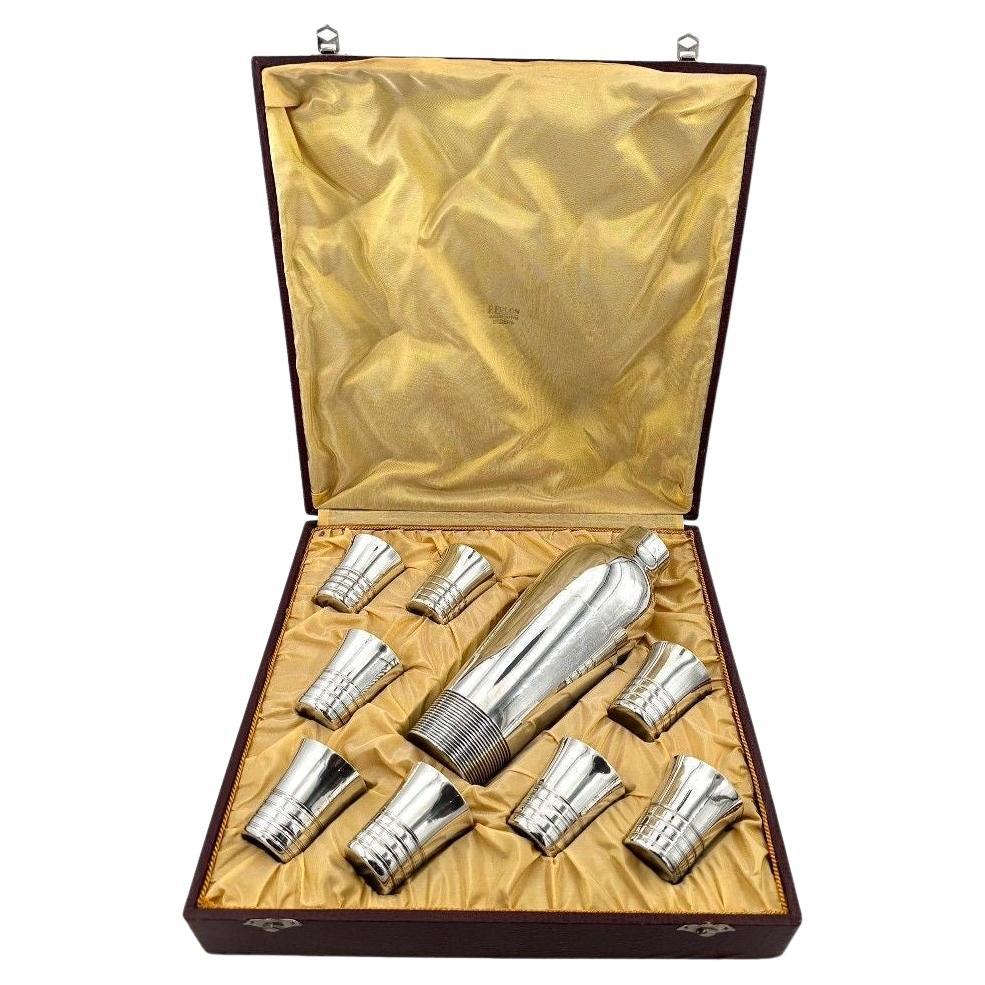 A French 1930s Silver plated Art Deco cocktail set with shaker and 8 glasses