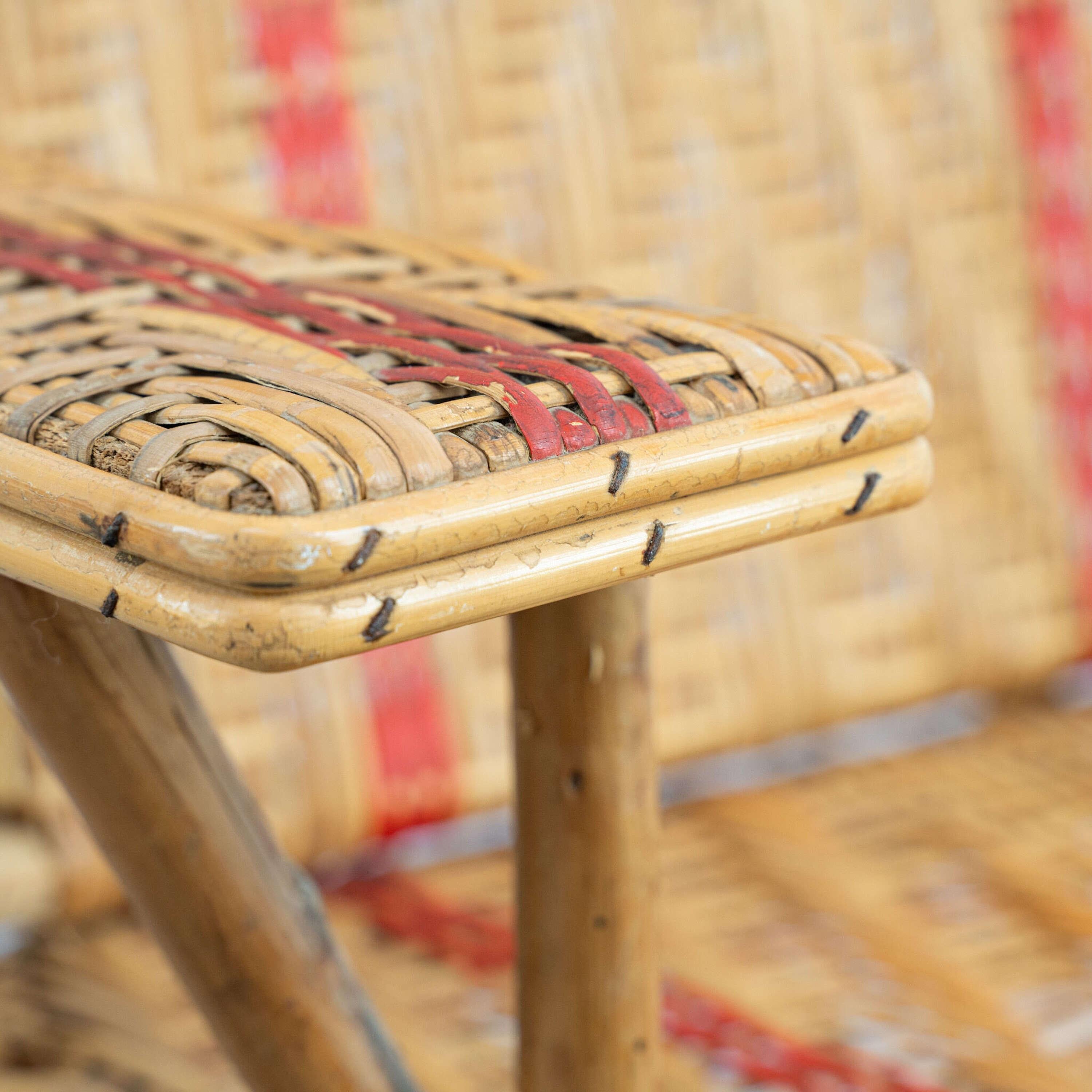 Rattan Un lettino francese in rattan degli anni '50 in vendita