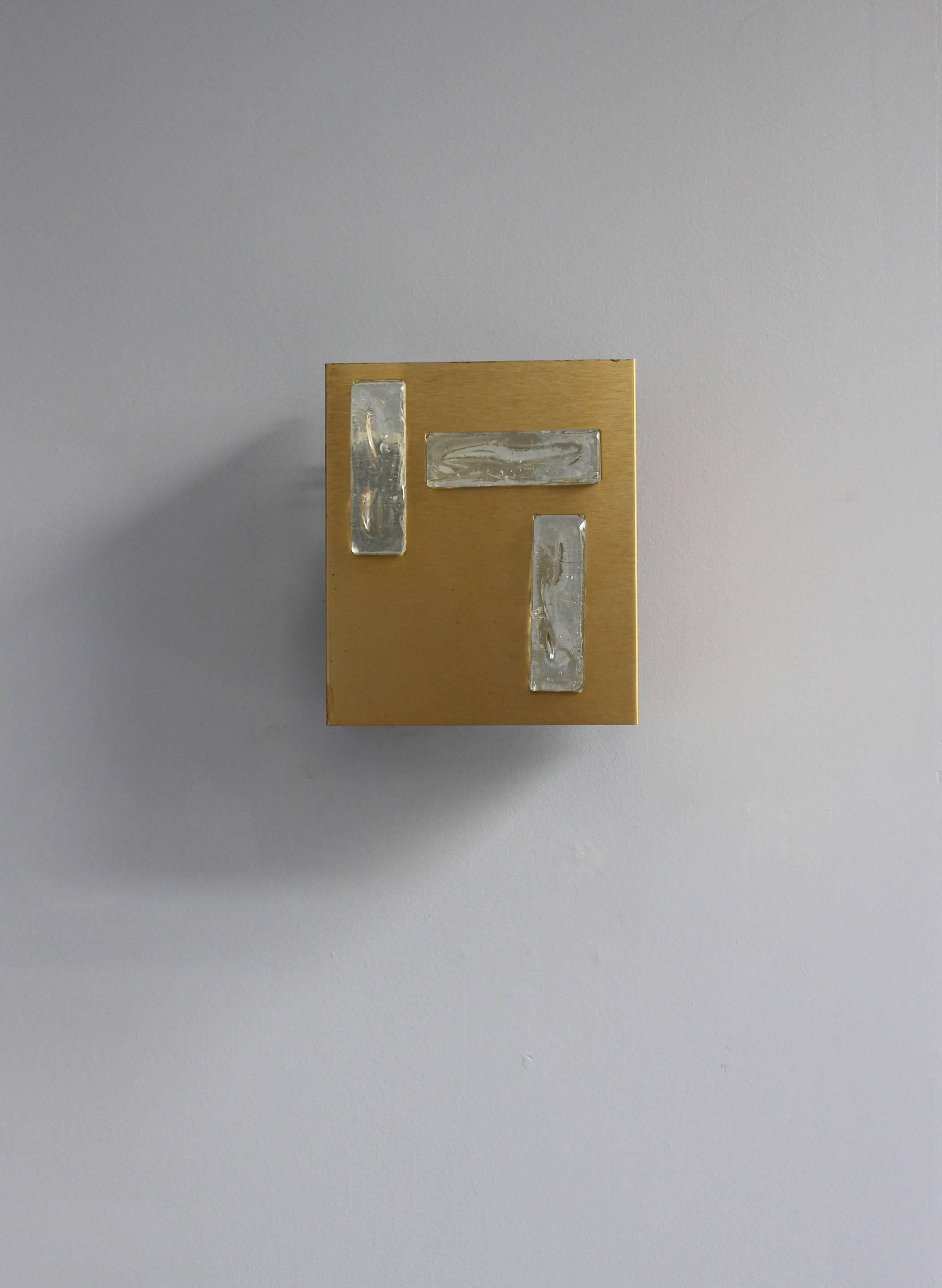 Mid-Century Modern A French 1970s Bronze and Glass Slab Sconce by Perzel. For Sale