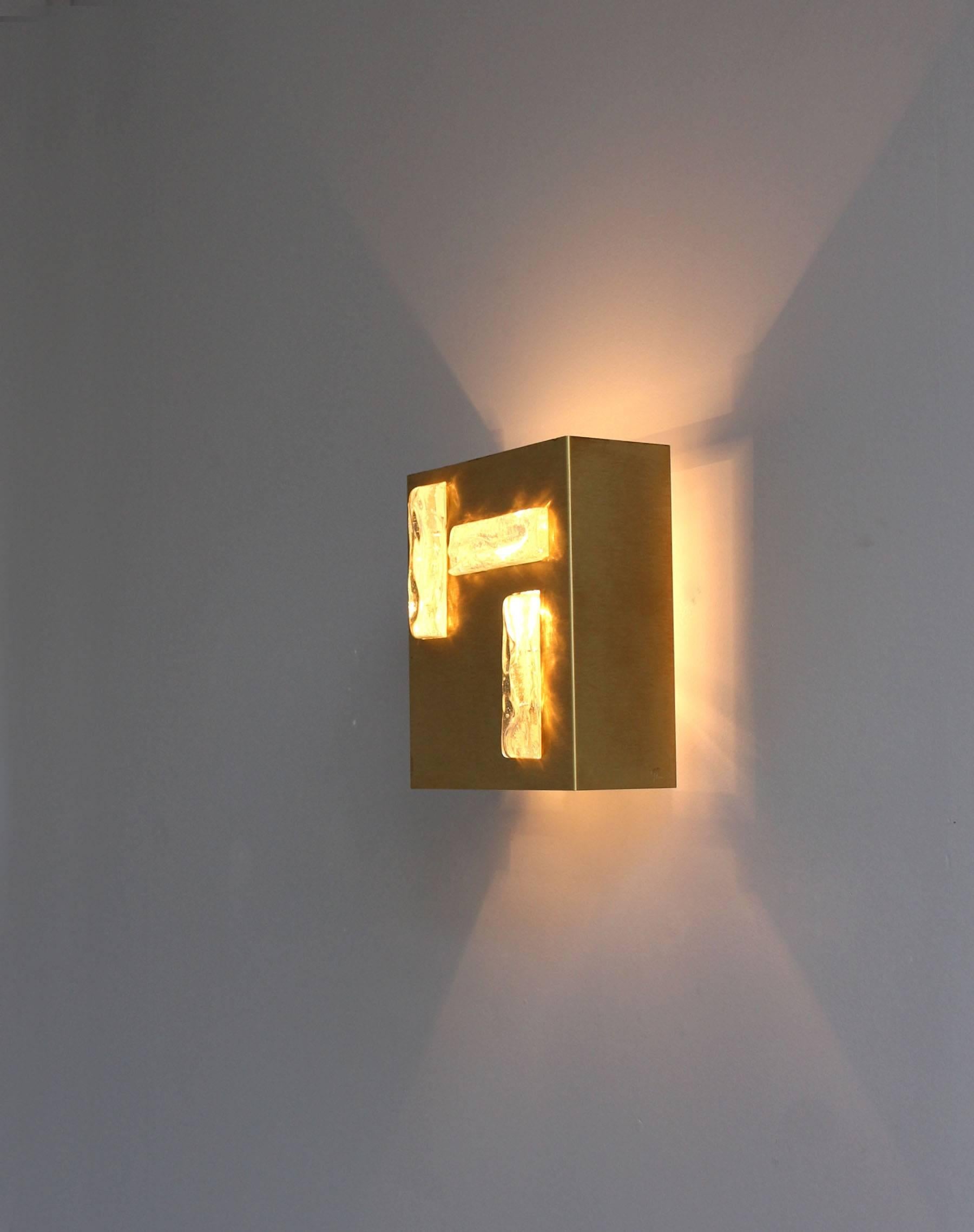 Late 20th Century A French 1970s Bronze and Glass Slab Sconce by Perzel. For Sale